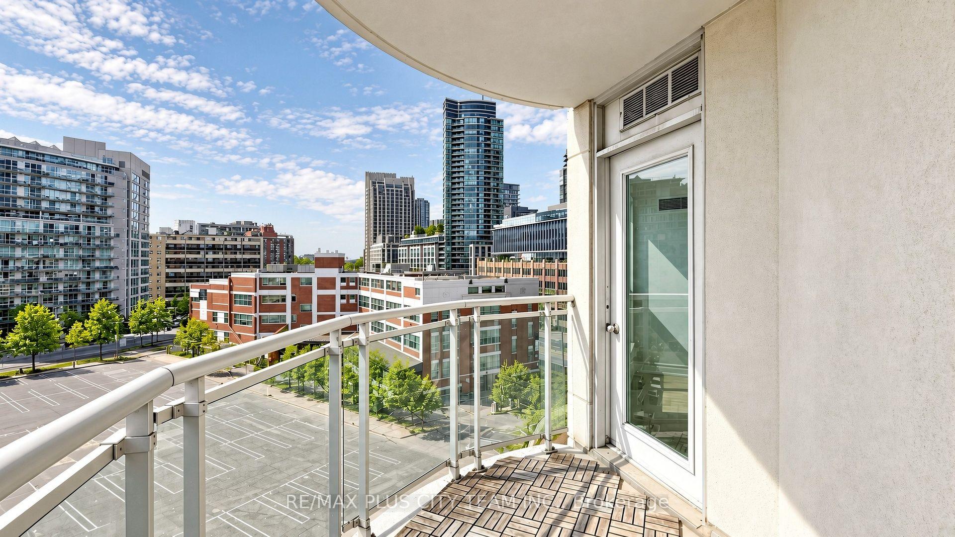 Photo 25 of Unit 827, 600 Queens Quay W, Toronto, Waterfront Communities — HOMEH