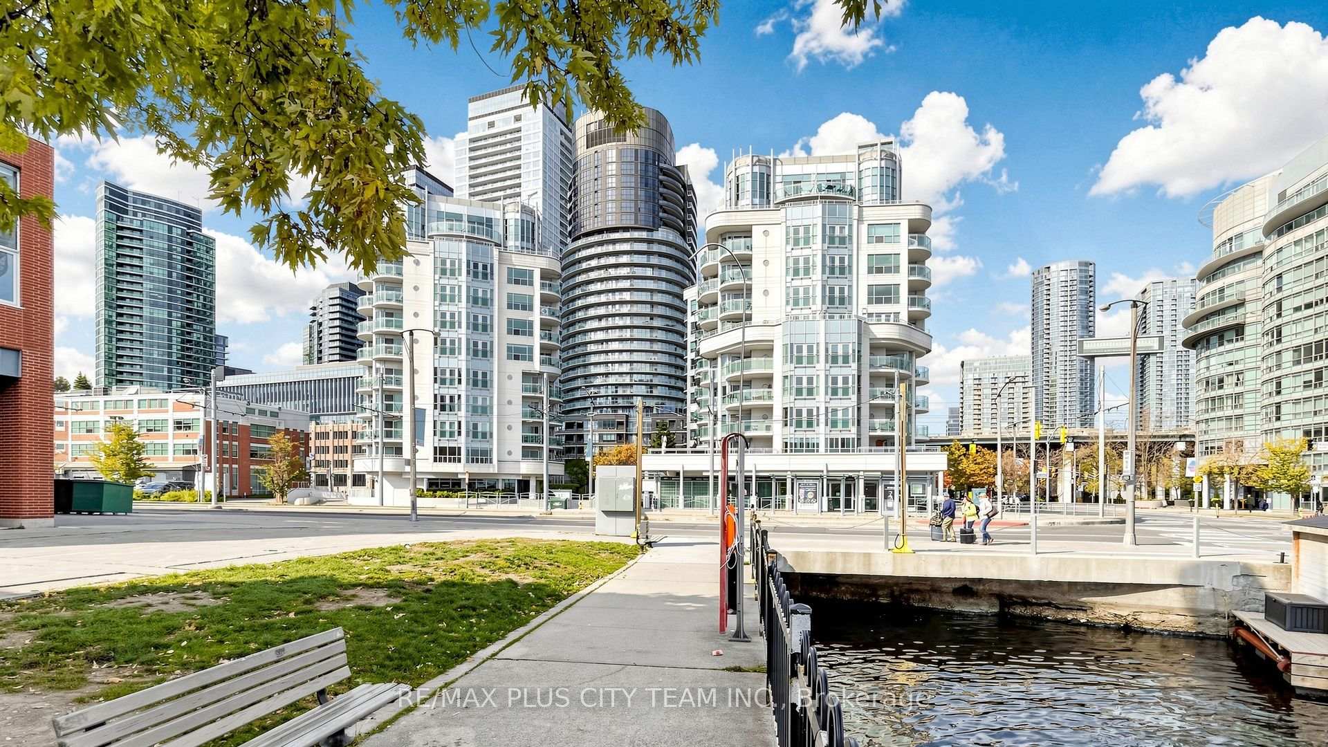 Photo 30 of Unit 827, 600 Queens Quay W, Toronto, Waterfront Communities — HOMEH