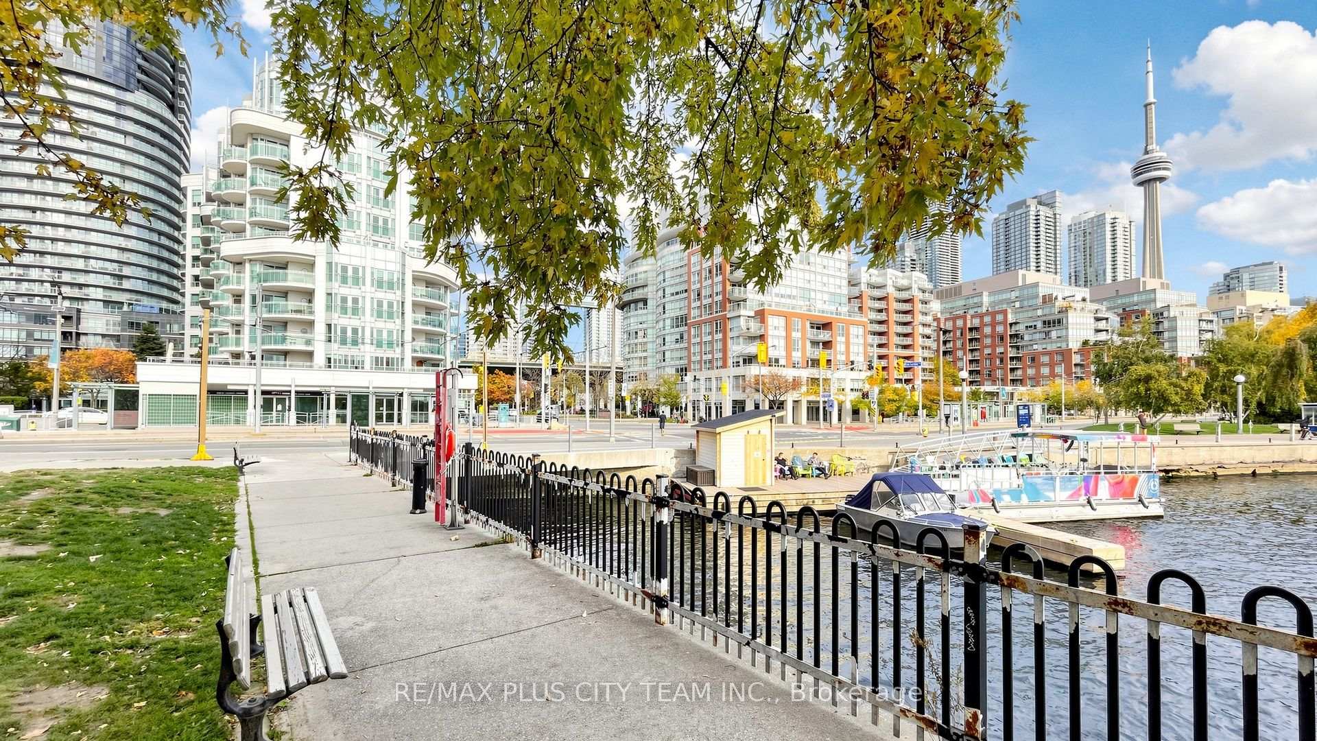Photo 33 of Unit 827, 600 Queens Quay W, Toronto, Waterfront Communities — HOMEH