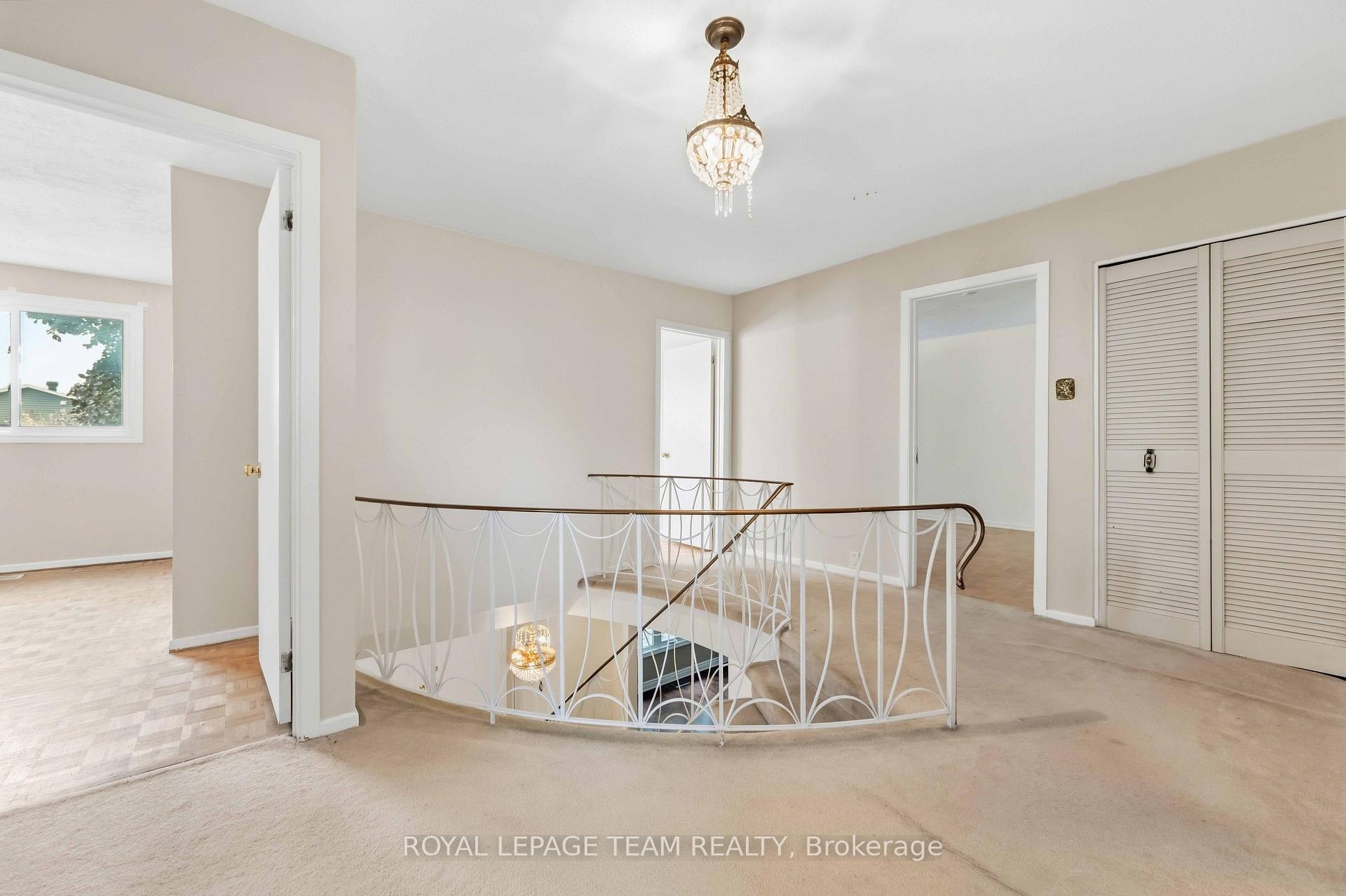 Photo 26 of 19 Amberwood Crescent, Ottawa, Pineglen/Country Place — HOMEH