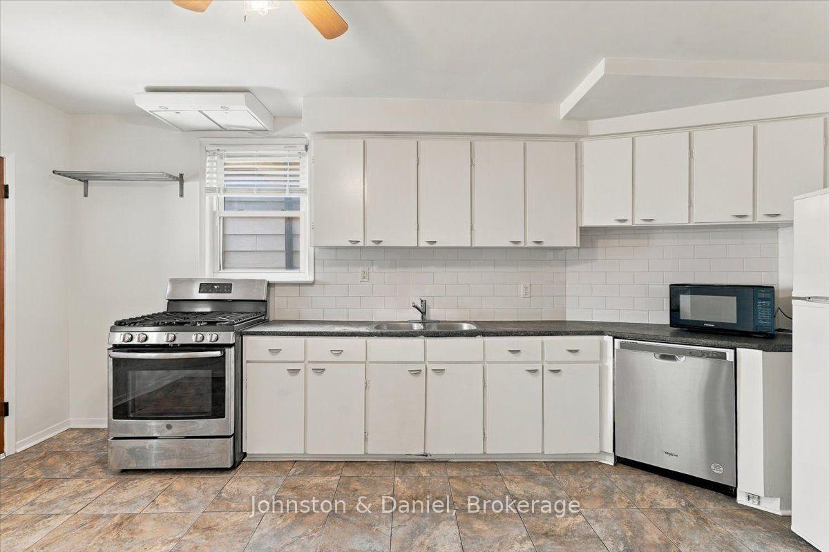Photo 14 of 321 Euclid Avenue, Toronto, Trinity-Bellwoods — HOMEH