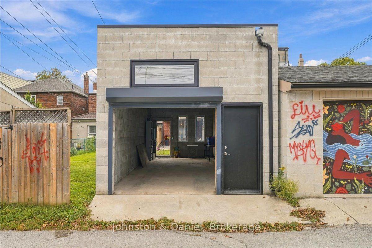 Photo 40 of 321 Euclid Avenue, Toronto, Trinity-Bellwoods — HOMEH