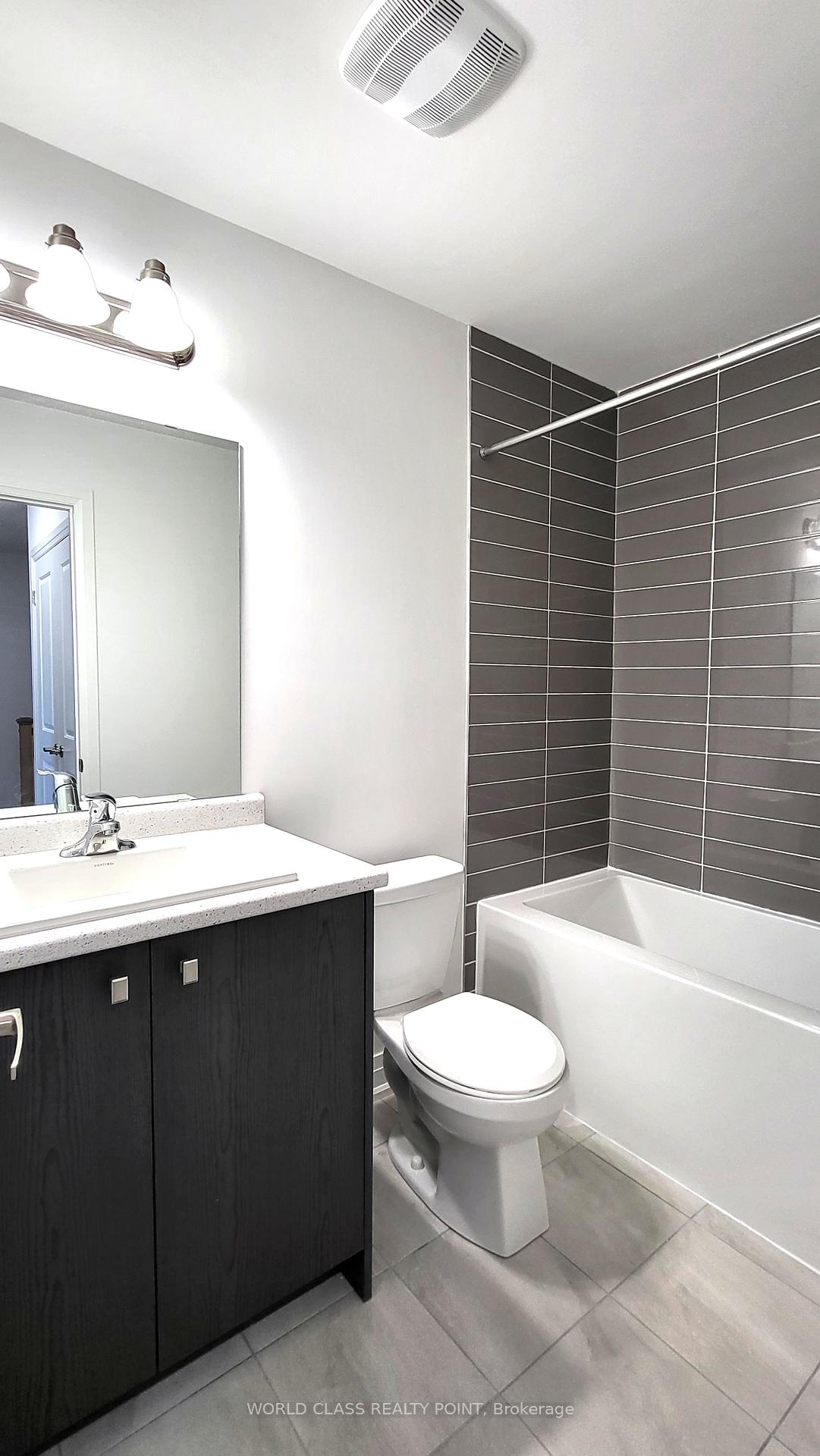 Photo 12 of 48 Waterside Way, Whitby, Port Whitby — HOMEH