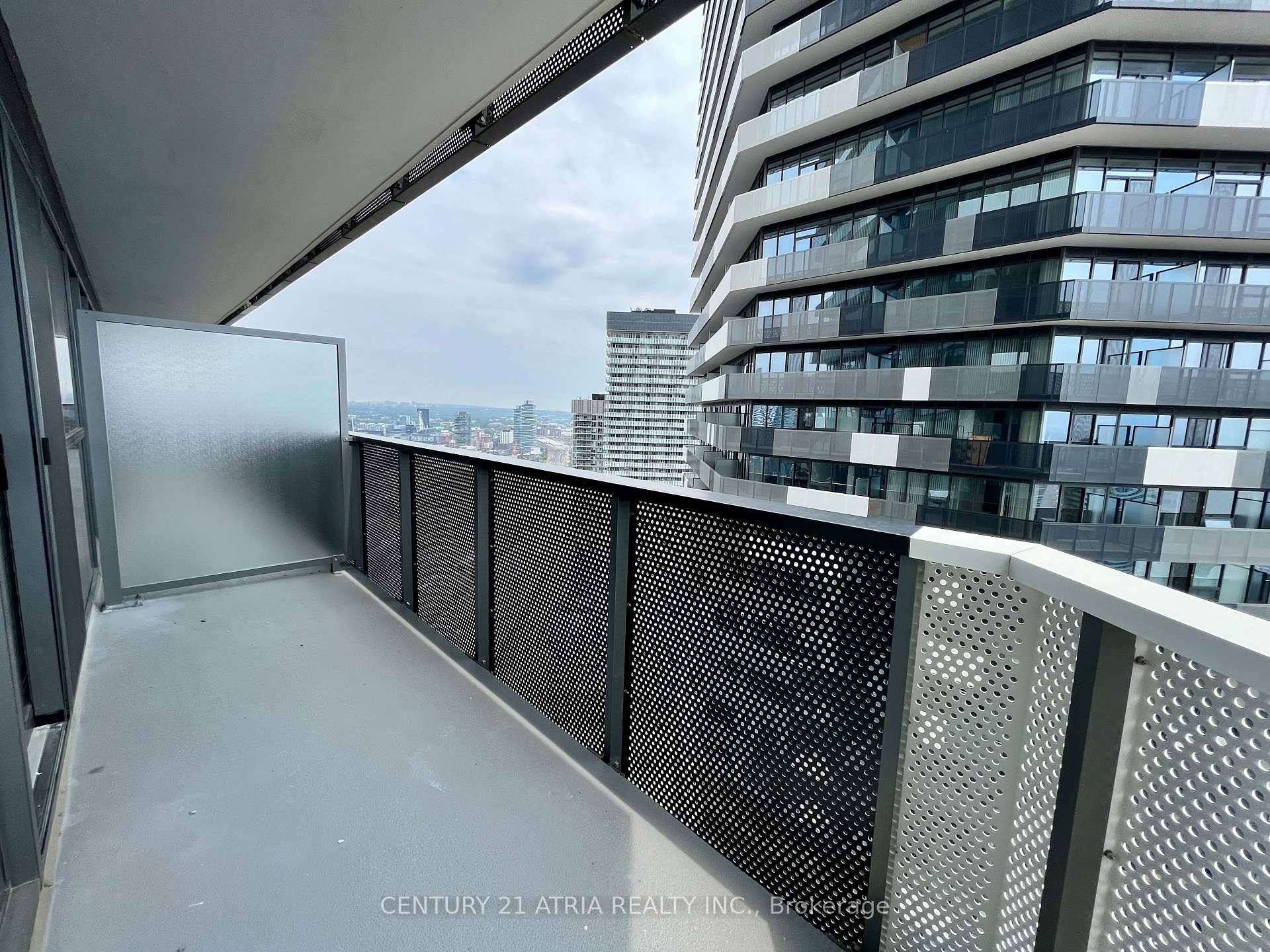 Photo 10 of Unit 4509, 55 Cooper Street, Toronto, Waterfront Communities — HOMEH
