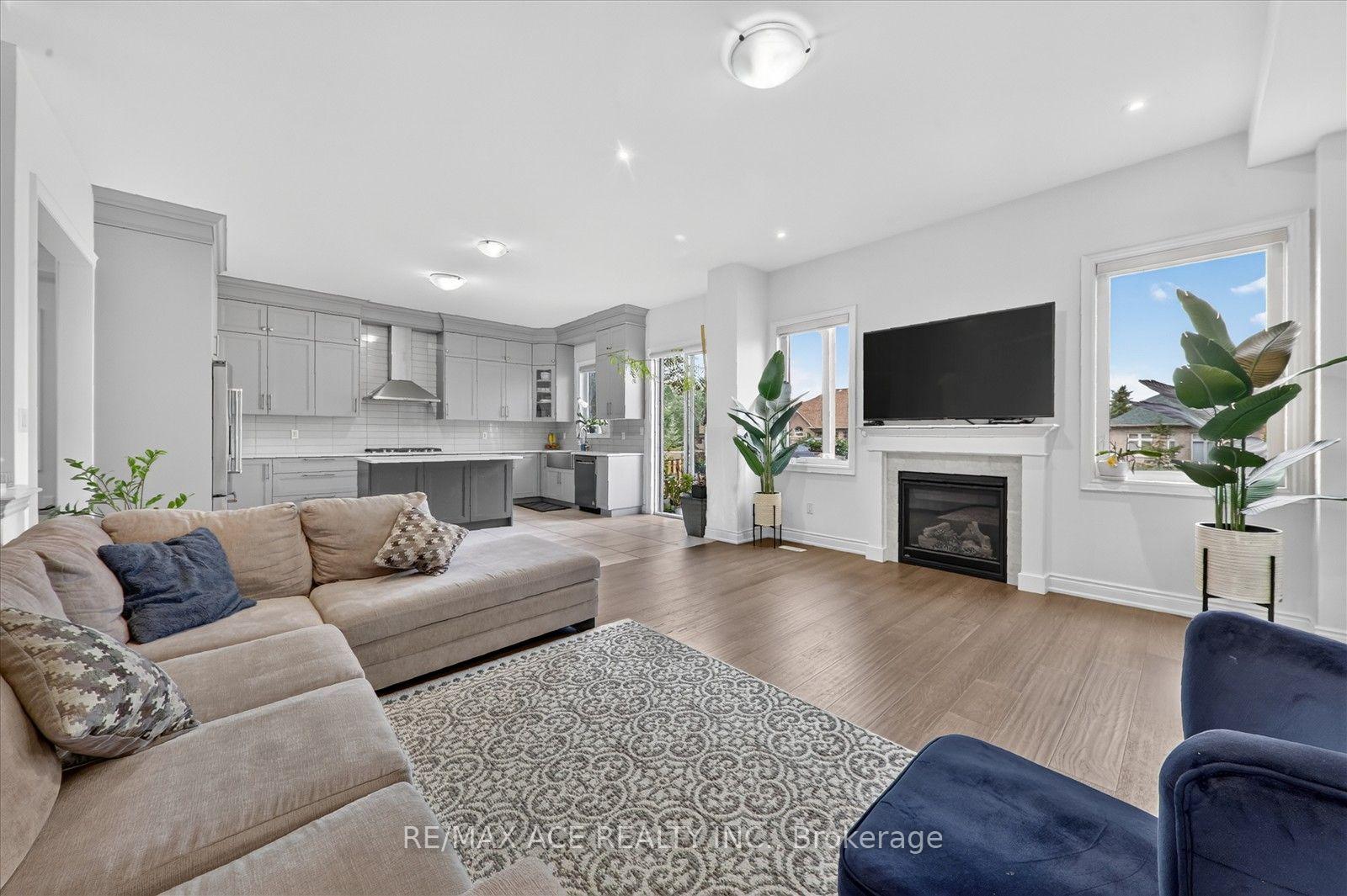Photo 12 of 7607 Ninth Line, Markham, Box Grove — HOMEH