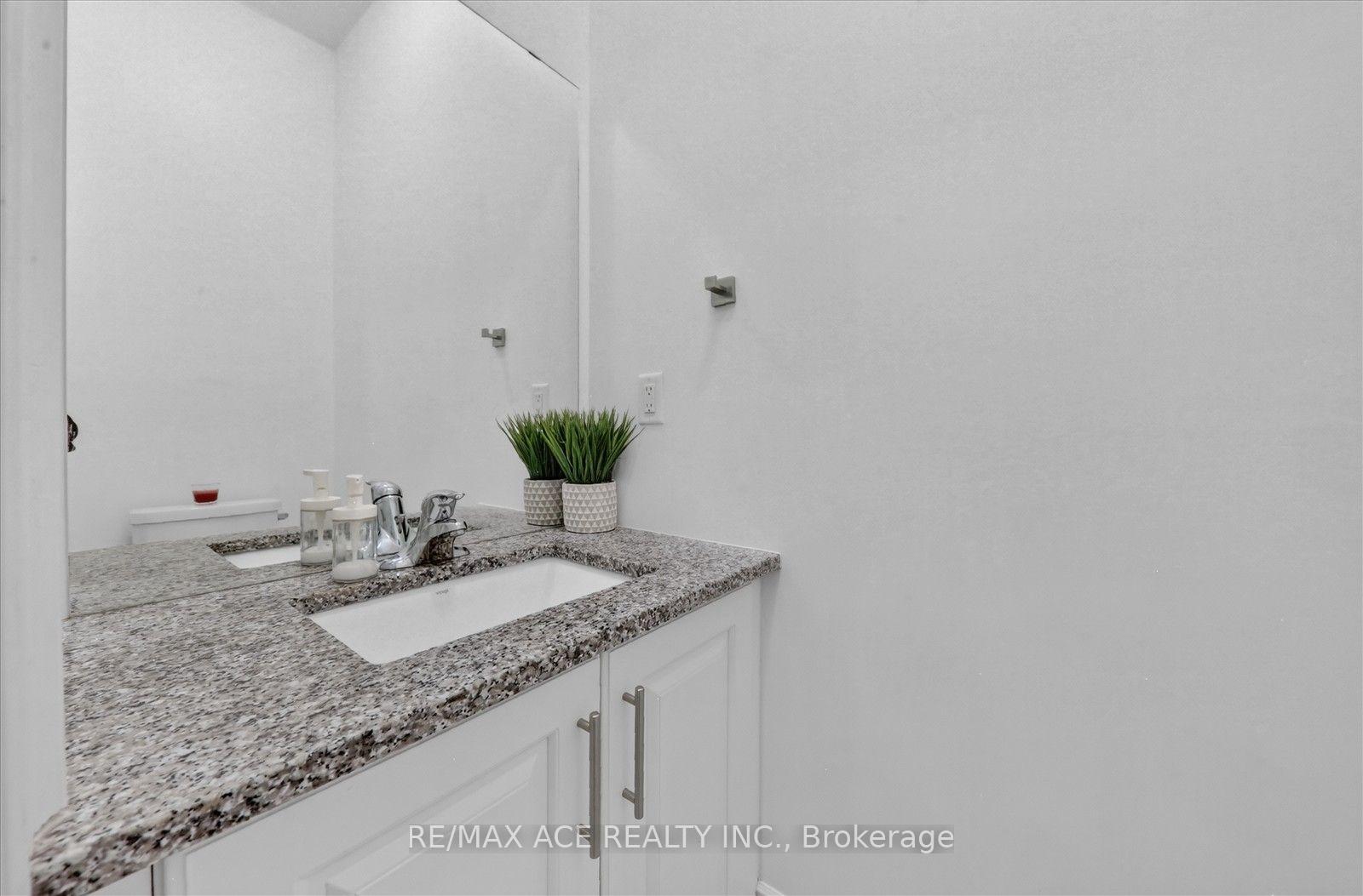 Photo 20 of 7607 Ninth Line, Markham, Box Grove — HOMEH
