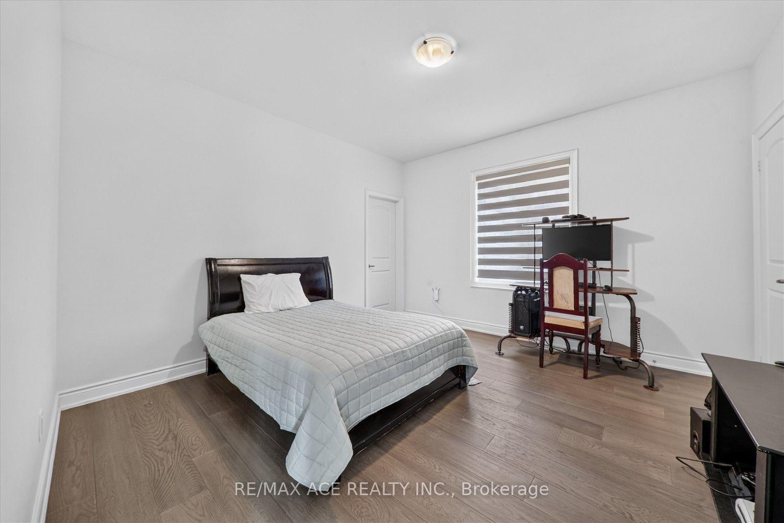 Photo 29 of 7607 Ninth Line, Markham, Box Grove — HOMEH