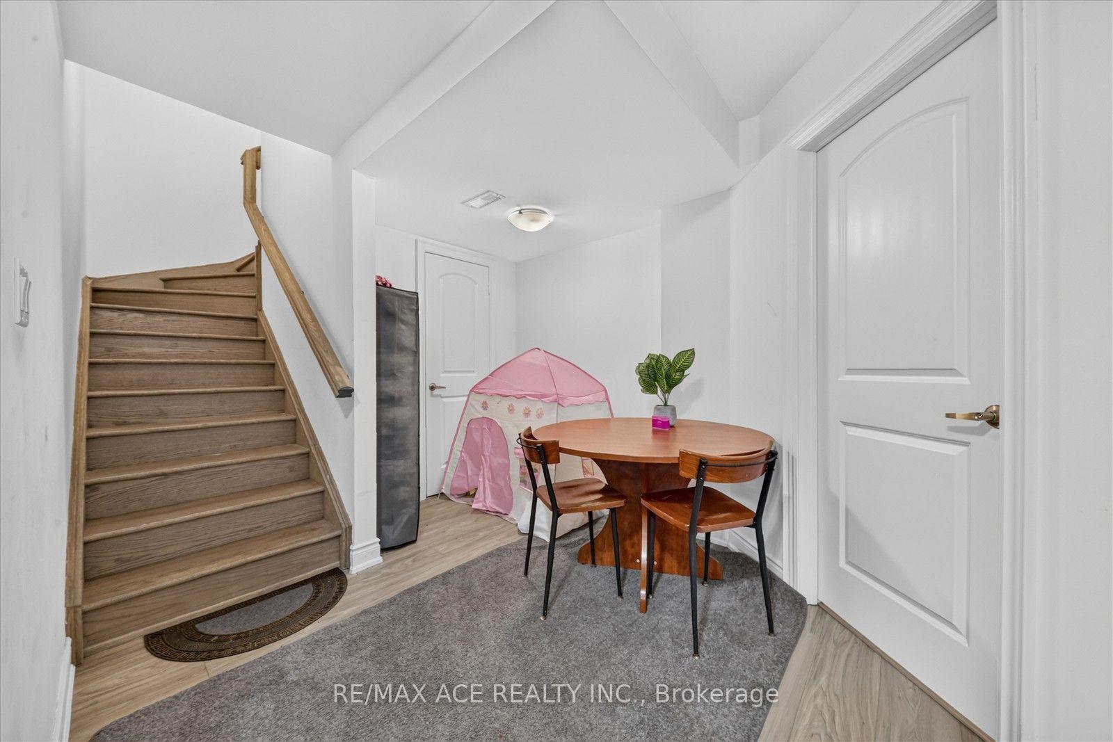 Photo 34 of 7607 Ninth Line, Markham, Box Grove — HOMEH