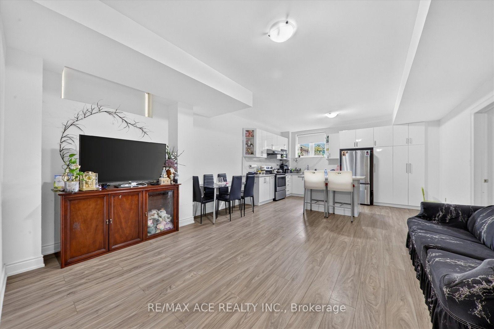 Photo 36 of 7607 Ninth Line, Markham, Box Grove — HOMEH