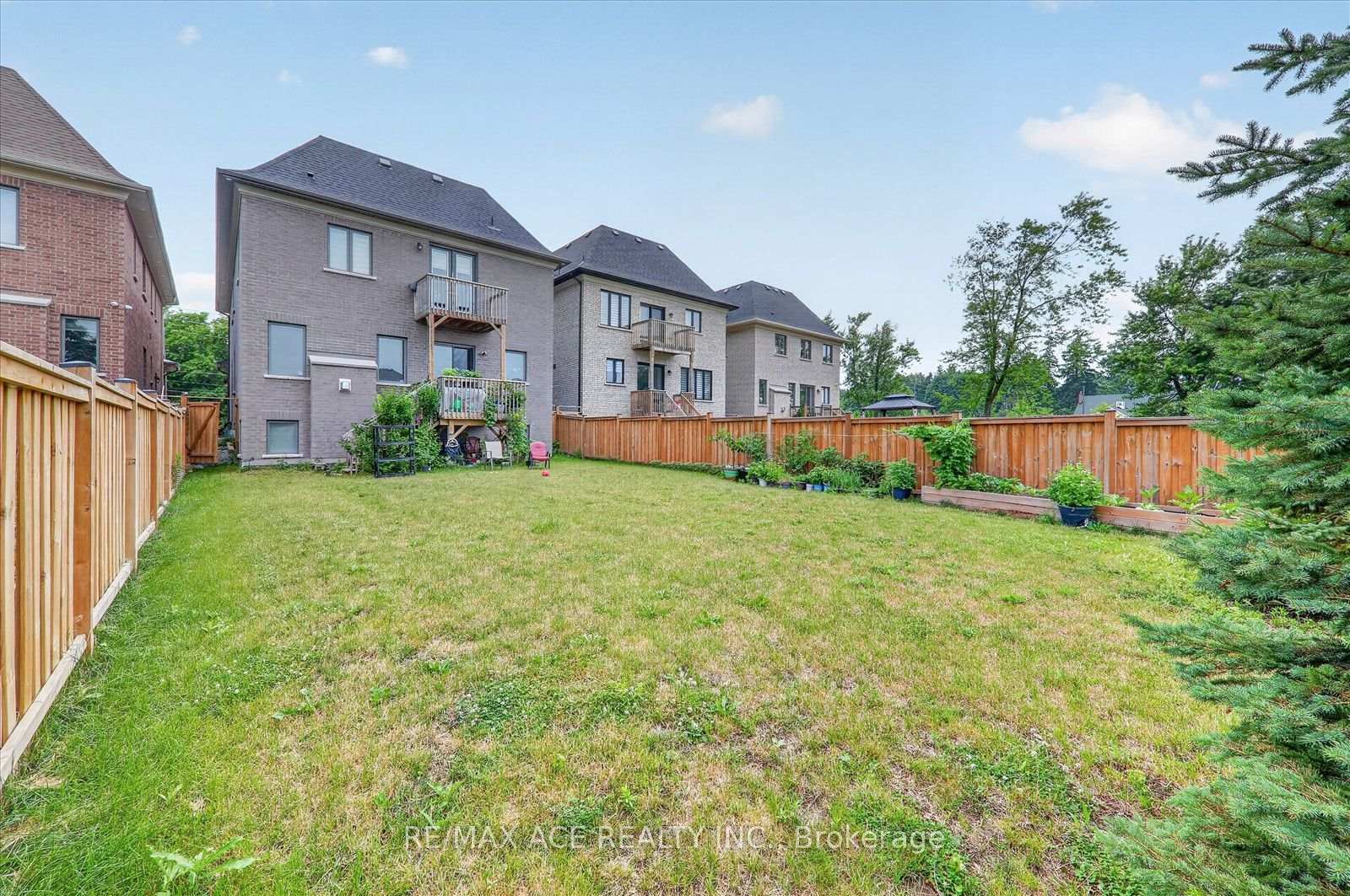 Photo 45 of 7607 Ninth Line, Markham, Box Grove — HOMEH