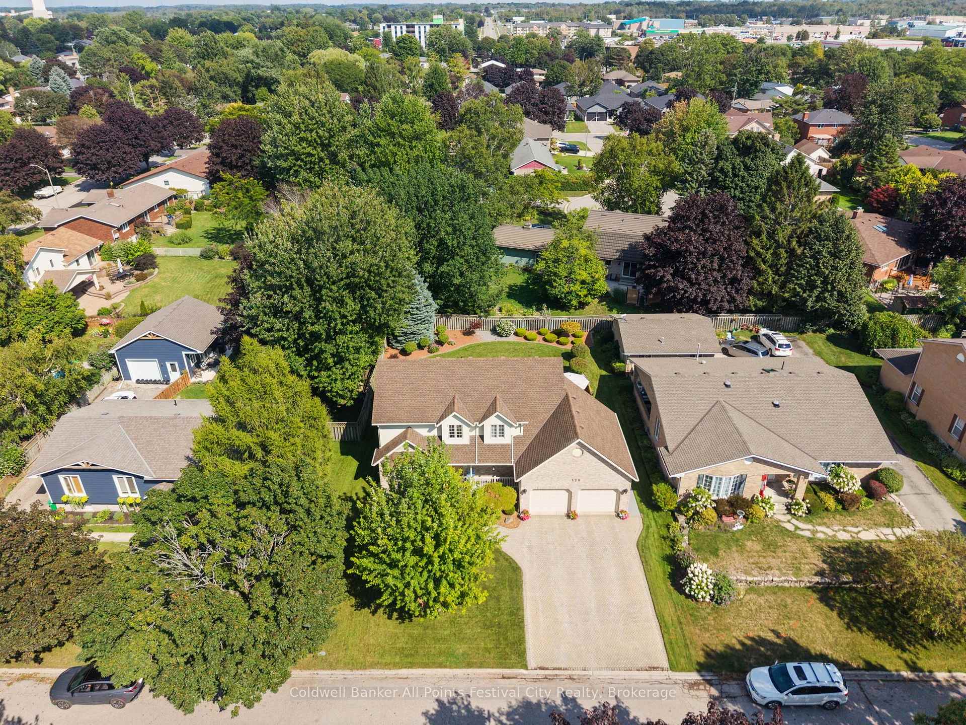 Photo 44 of 325 Young Street, Goderich, Goderich (Town) — HOMEH