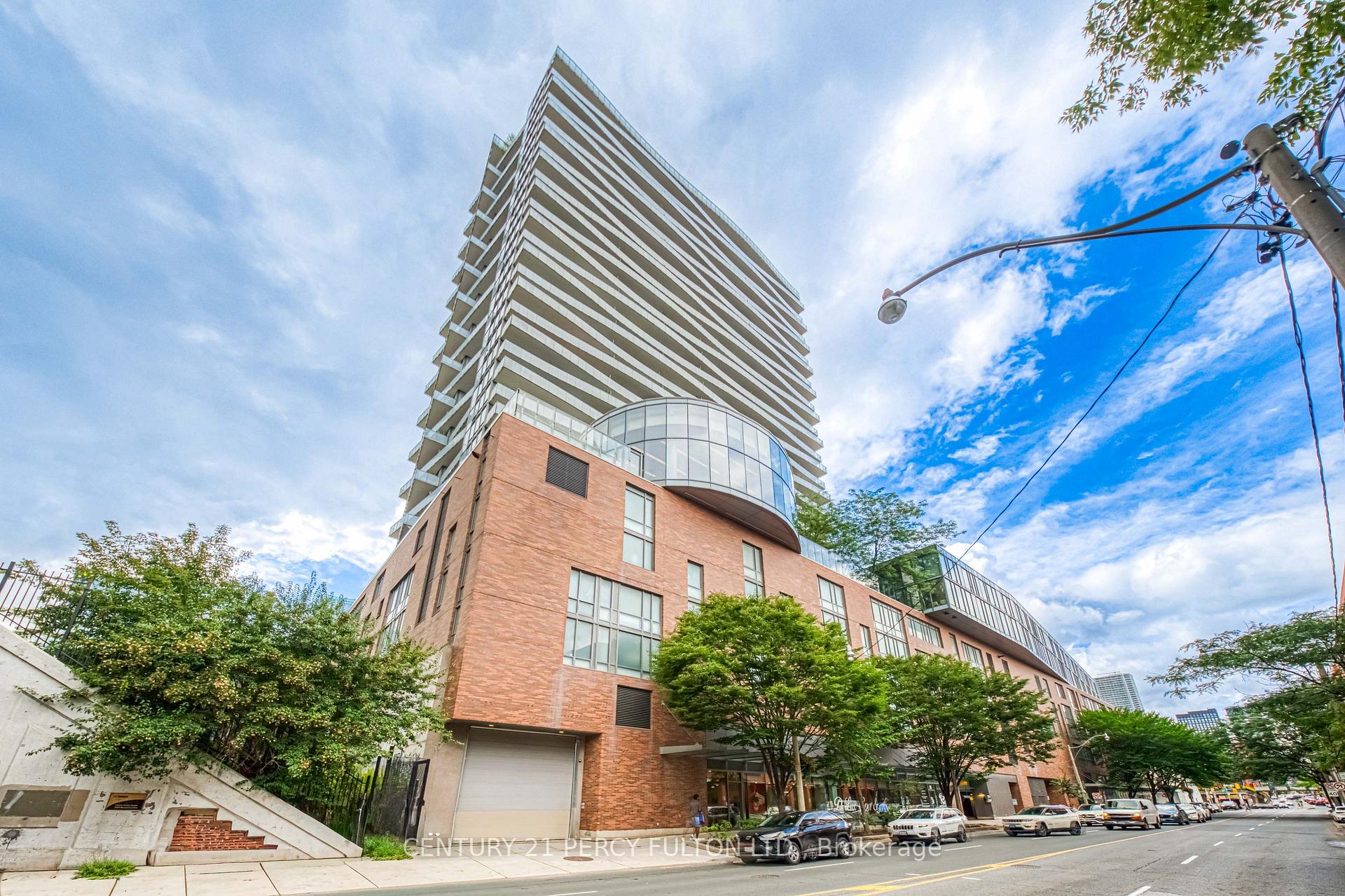Photo 3 of Unit 801, 1 Market Street, Toronto, Waterfront Communities — HOMEH