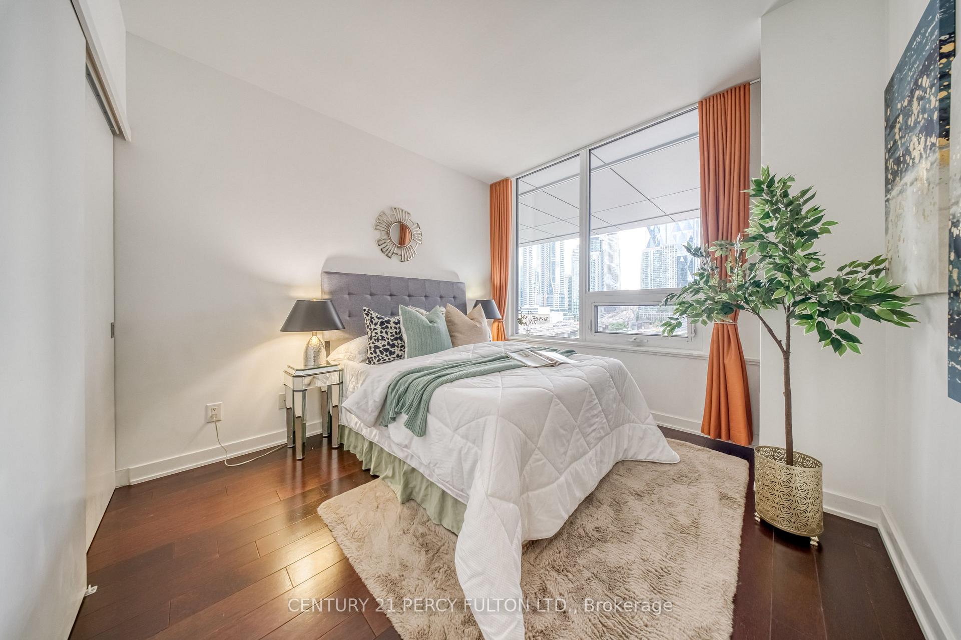 Photo 27 of Unit 801, 1 Market Street, Toronto, Waterfront Communities — HOMEH
