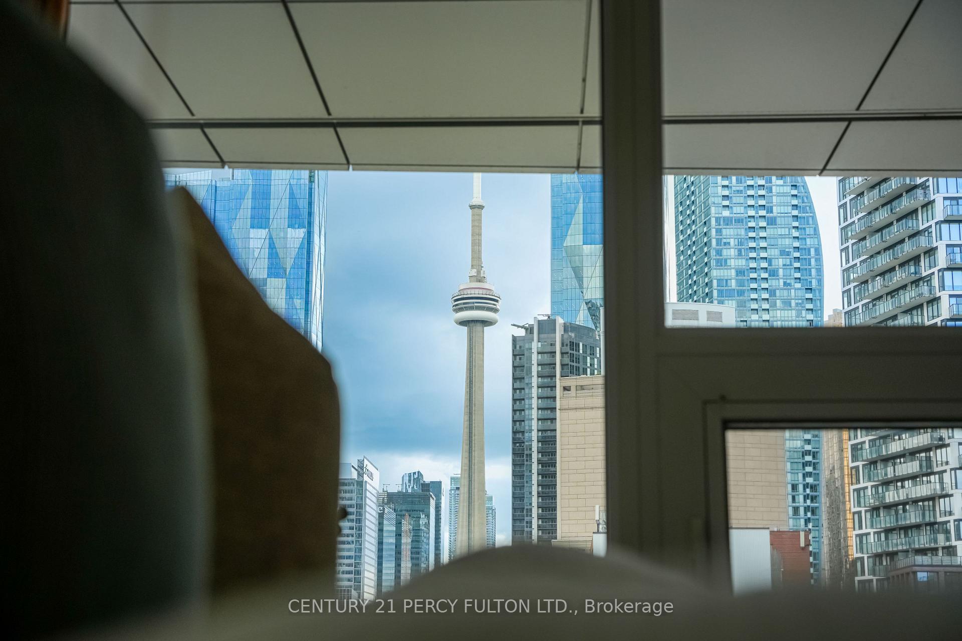 Photo 28 of Unit 801, 1 Market Street, Toronto, Waterfront Communities — HOMEH
