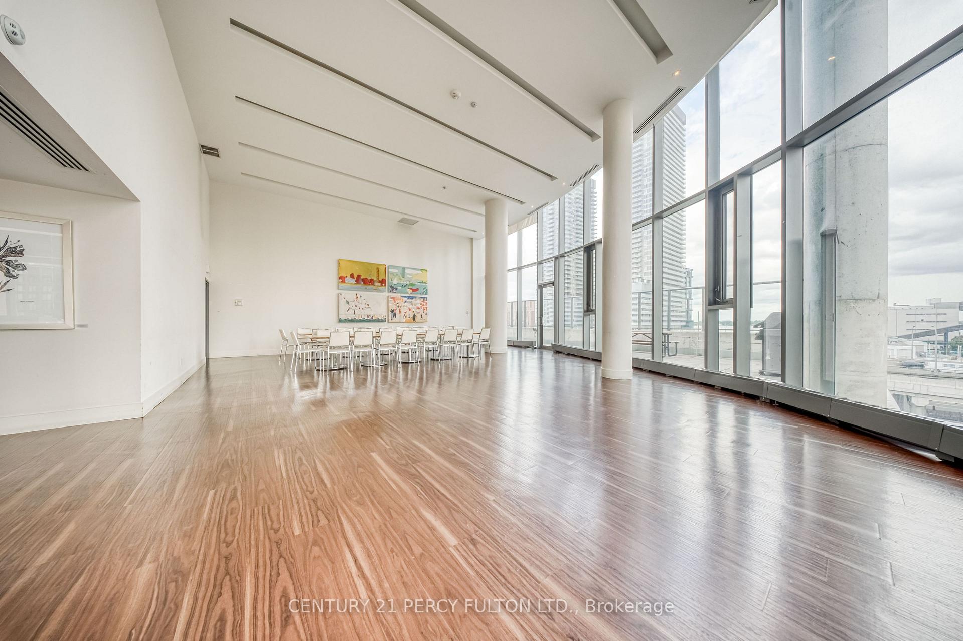 Photo 32 of Unit 801, 1 Market Street, Toronto, Waterfront Communities — HOMEH