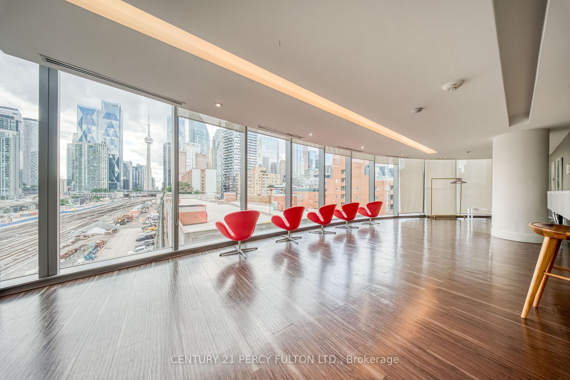 Photo 33 of Unit 801, 1 Market Street, Toronto, Waterfront Communities — HOMEH