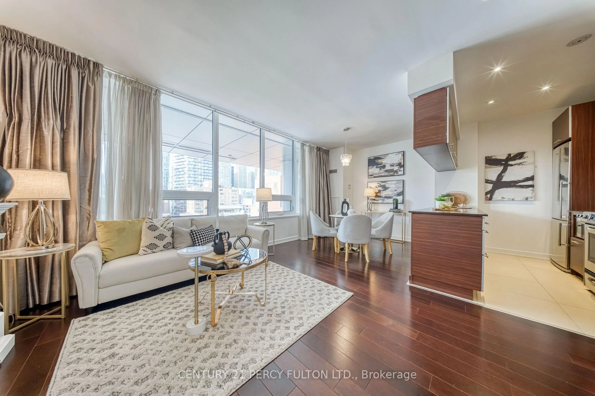 Photo 26 of Unit 801, 1 Market Street, Toronto, Waterfront Communities — HOMEH