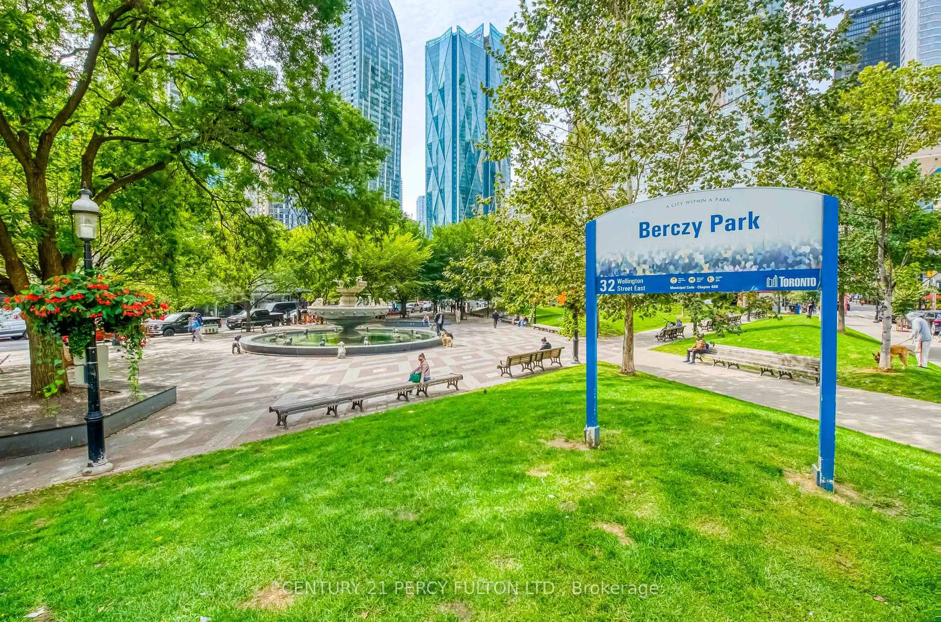 Photo 46 of Unit 801, 1 Market Street, Toronto, Waterfront Communities — HOMEH