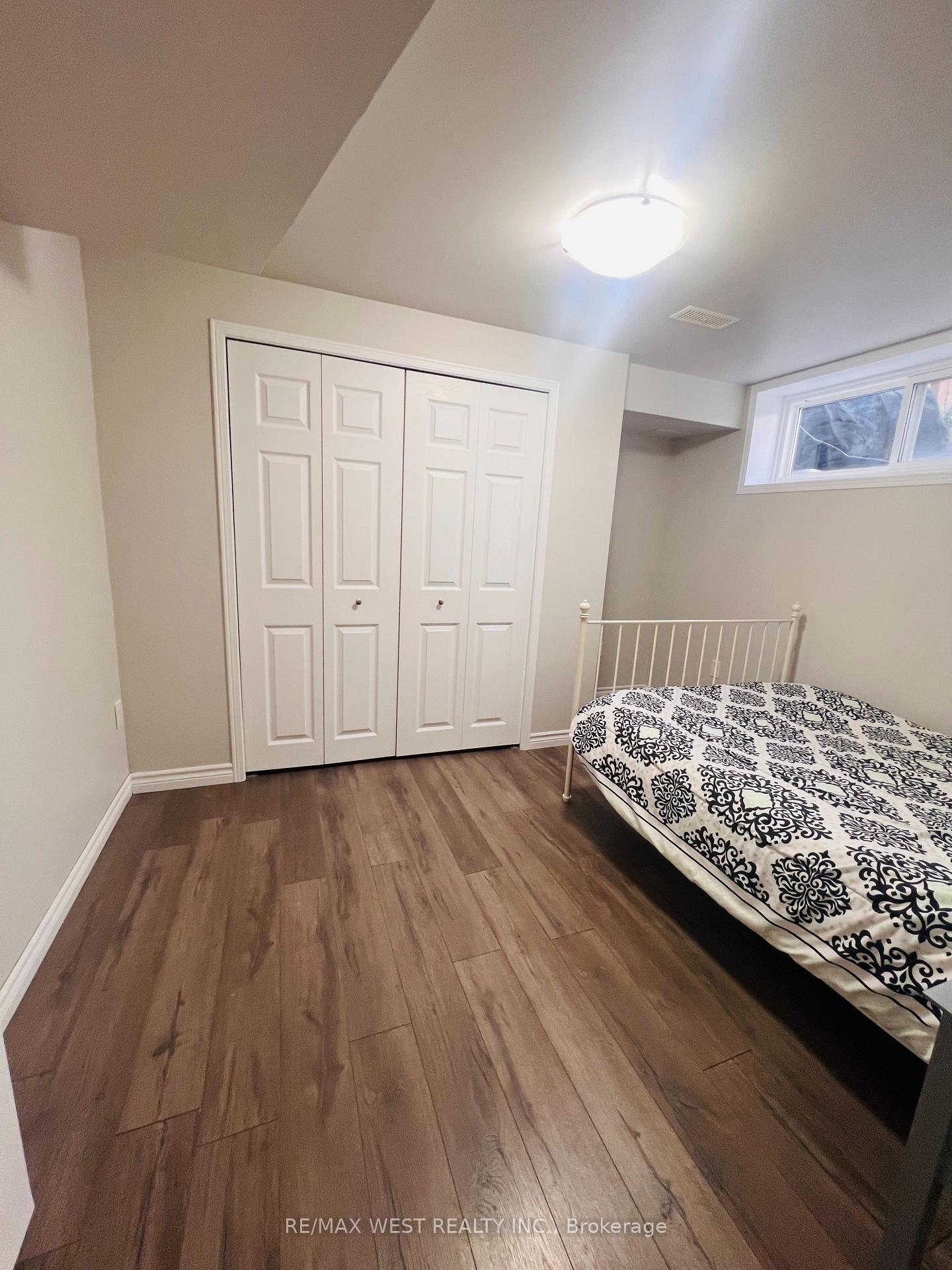 Photo 4 of 57 Starview Drive, North York, Humberlea-Pelmo Park — HOMEH