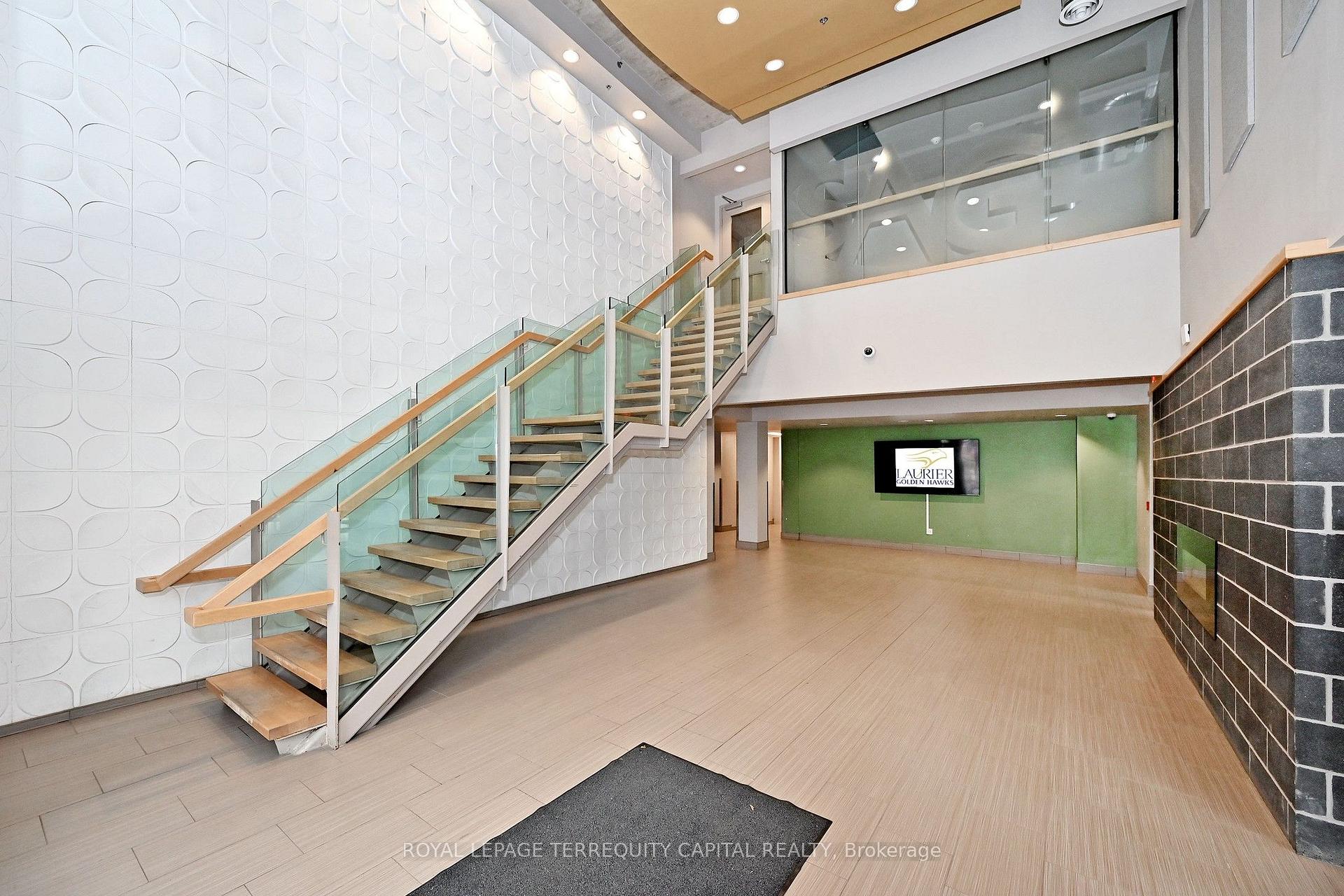 Photo 4 of Unit 803, 8 Hickory Street, Waterloo, Downtown Waterloo — HOMEH