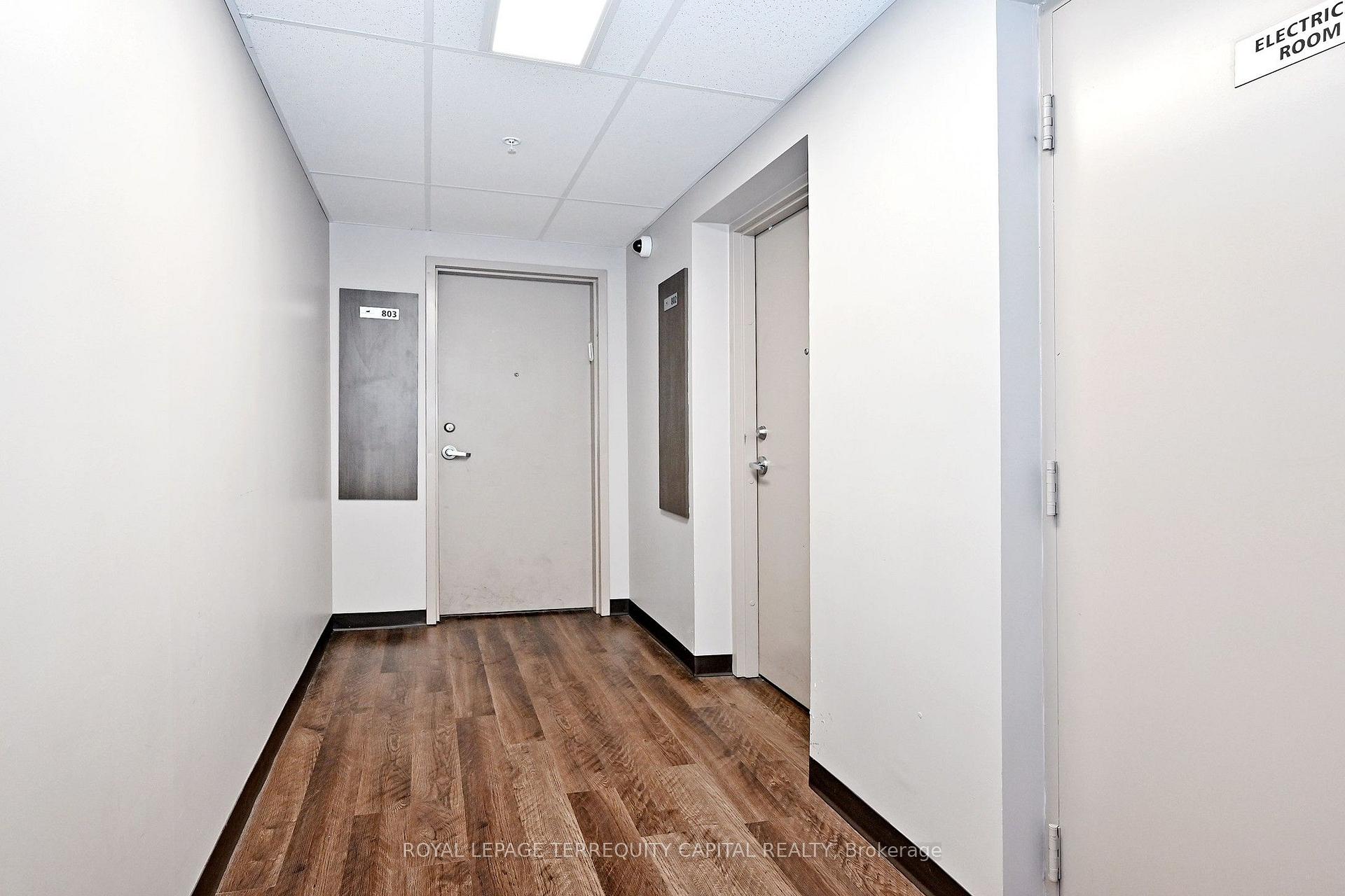 Photo 7 of Unit 803, 8 Hickory Street, Waterloo, Downtown Waterloo — HOMEH