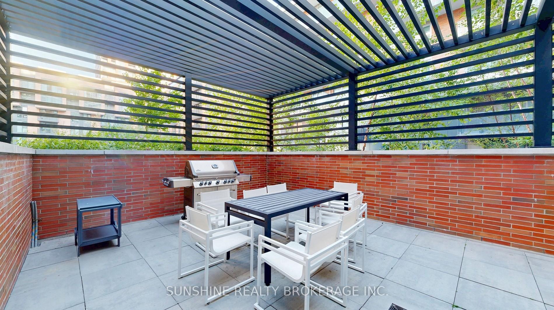 Photo 8 of Unit 311, 38 Simcoe Promenade, Markham, Unionville — HOMEH