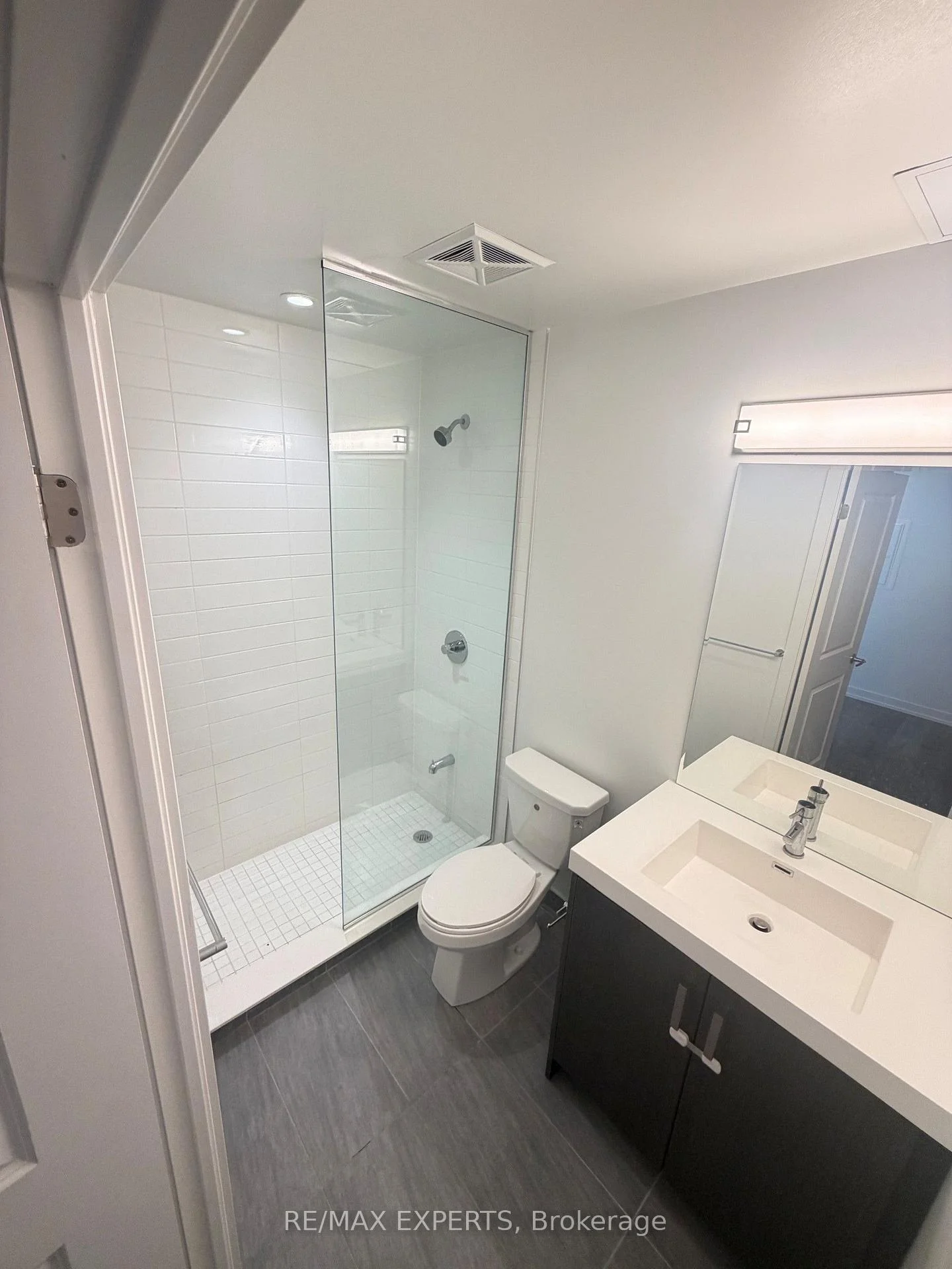 Photo 9 of Unit 518, 1010 Dundas Street E, Whitby, Pringle Creek — HOMEH