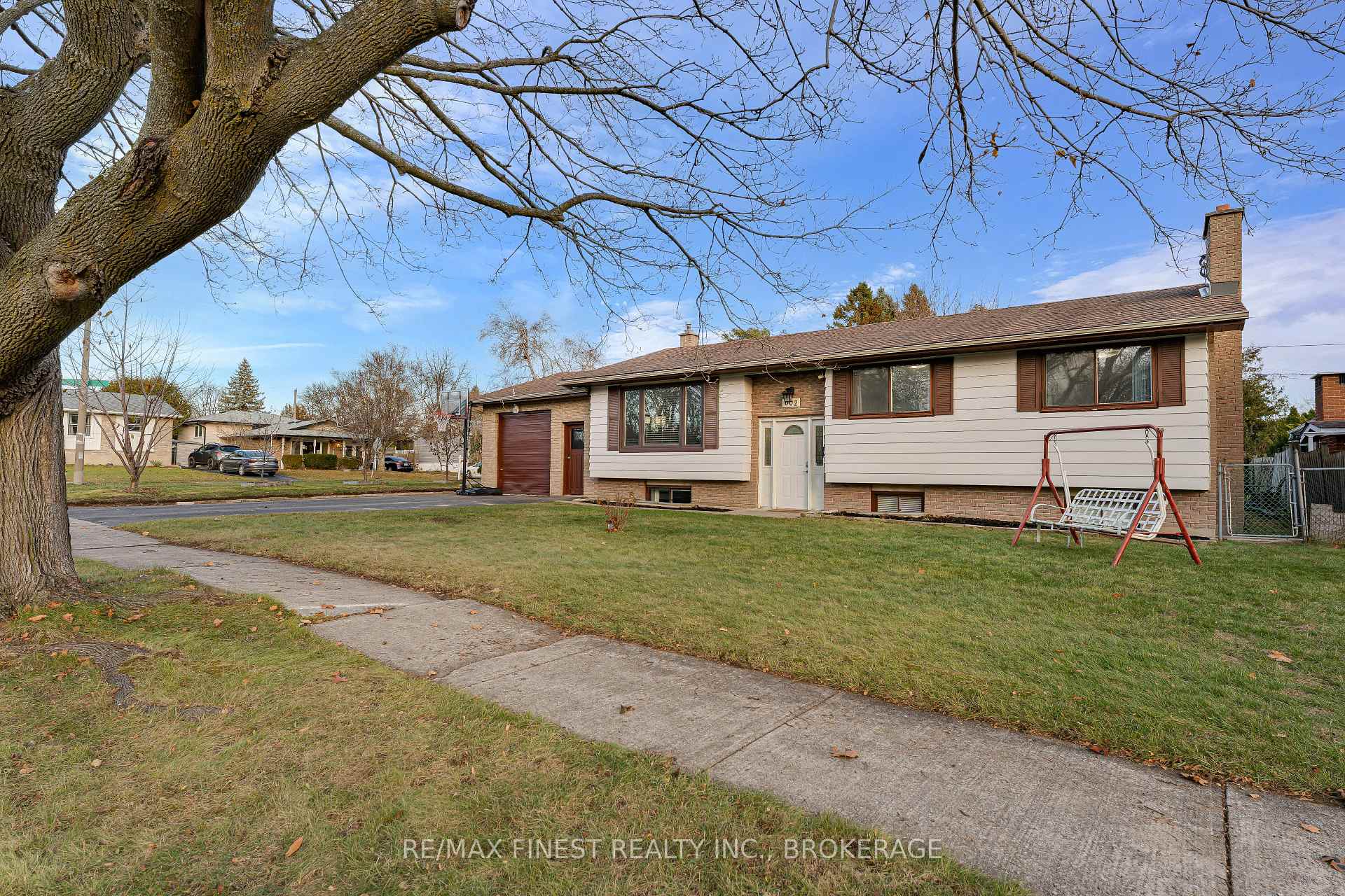 Photo 2 of 602 Watford Place, Kingston, South of Taylor-Kidd Blvd — HOMEH