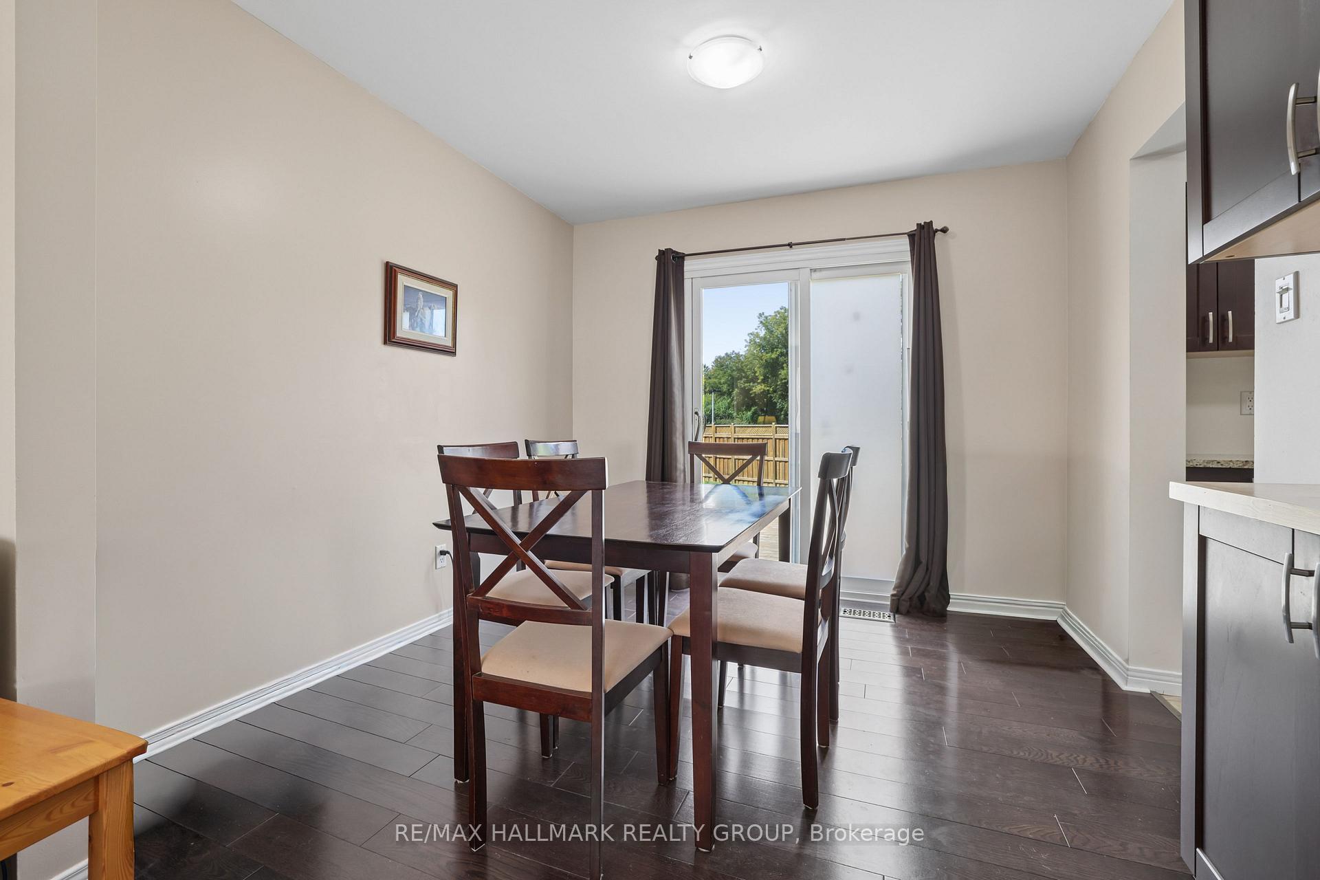 Photo 6 of 27 Brando Crescent, Ottawa, Hunt Club Park/Greenboro — HOMEH