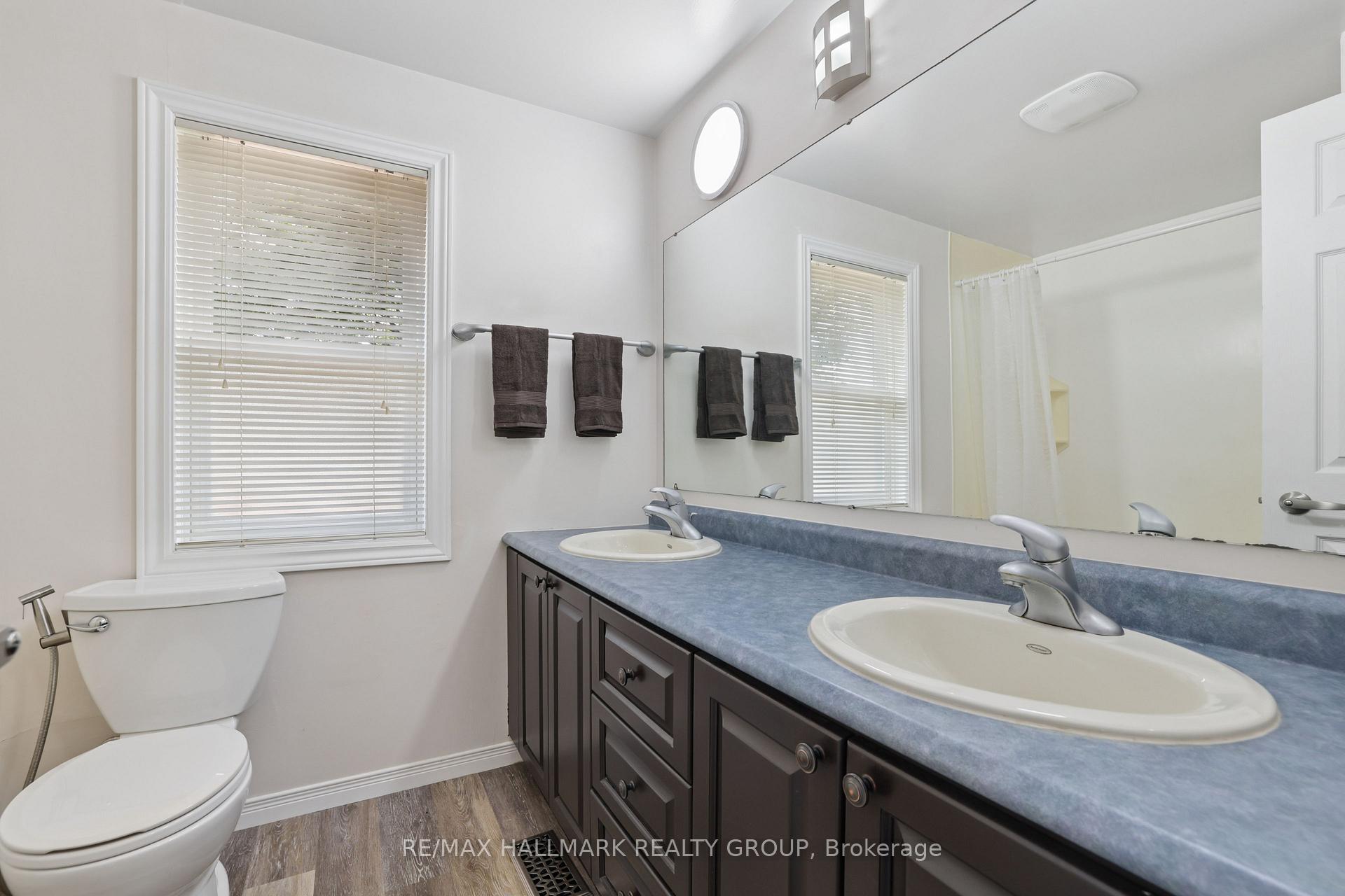 Photo 16 of 27 Brando Crescent, Ottawa, Hunt Club Park/Greenboro — HOMEH