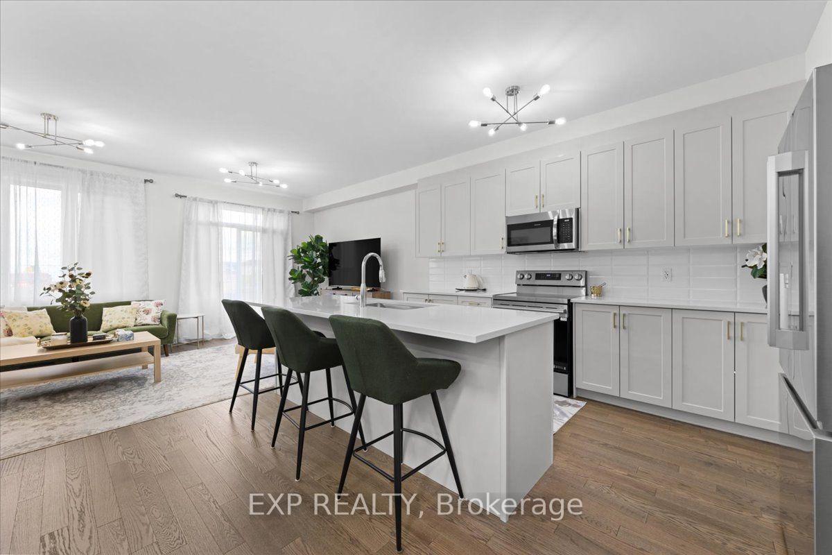 Photo 5 of 722 Fairline Row, Ottawa, Kanata - Emerald Meadows/Trailwest — HOMEH