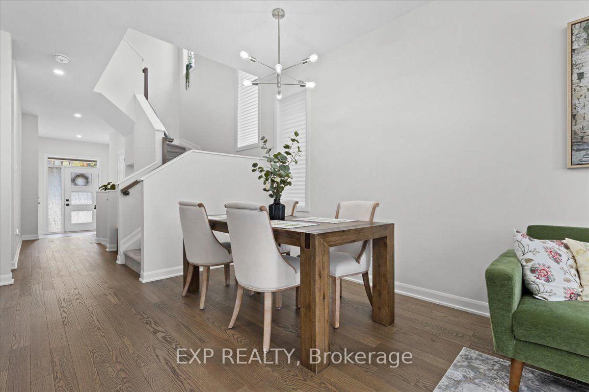 Photo 10 of 722 Fairline Row, Ottawa, Kanata - Emerald Meadows/Trailwest — HOMEH