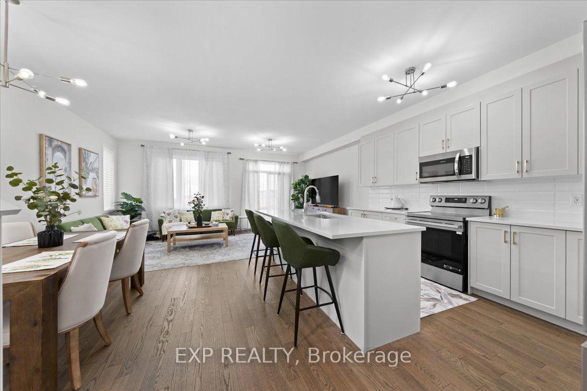 Photo 15 of 722 Fairline Row, Ottawa, Kanata - Emerald Meadows/Trailwest — HOMEH