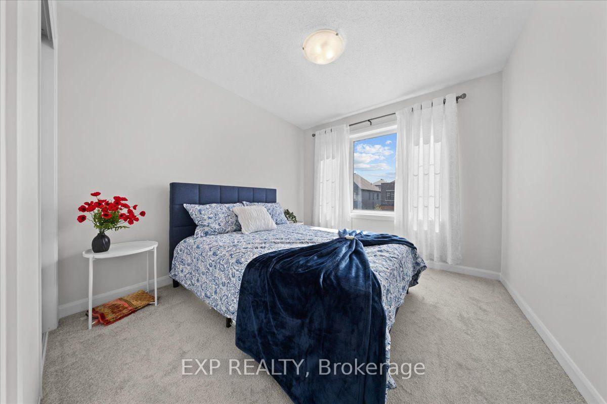 Photo 19 of 722 Fairline Row, Ottawa, Kanata - Emerald Meadows/Trailwest — HOMEH