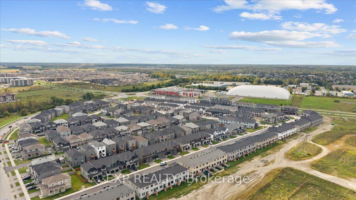 Photo 34 of 722 Fairline Row, Ottawa, Kanata - Emerald Meadows/Trailwest — HOMEH