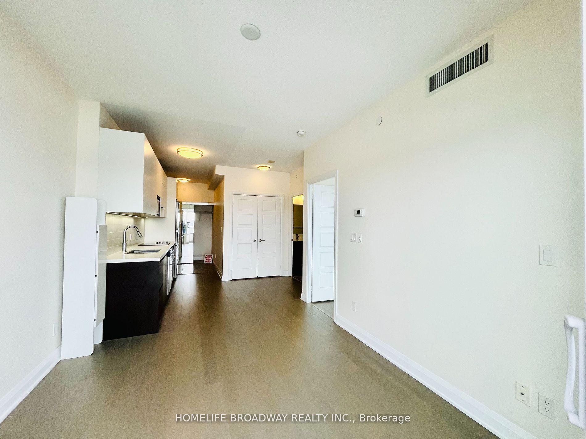 Photo 5 of Unit 1701, 15 Water Walk Drive, Markham, Unionville — HOMEH
