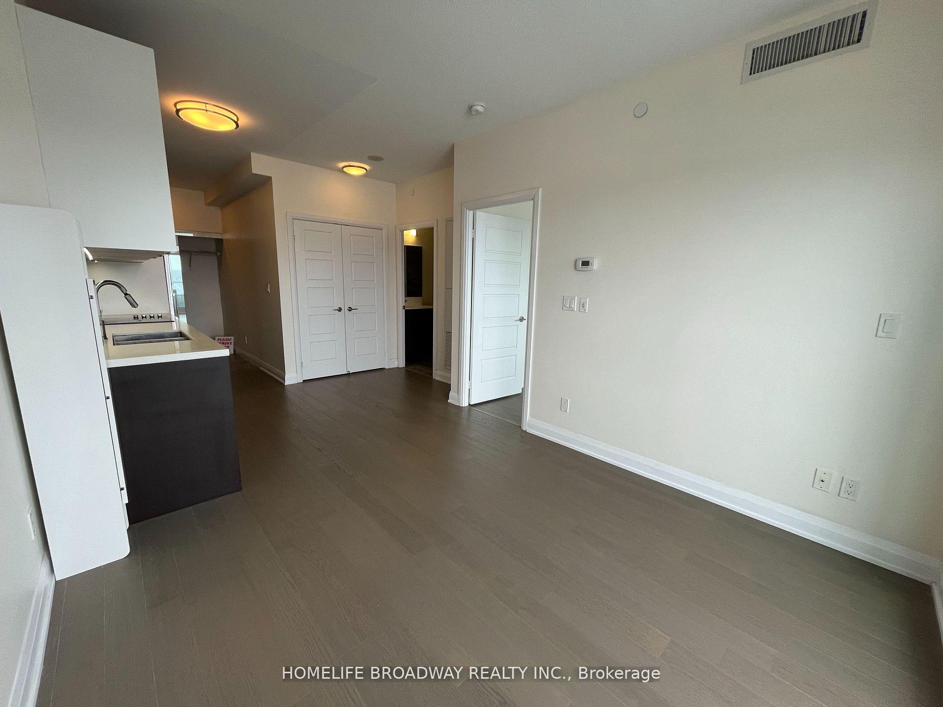 Photo 7 of Unit 1701, 15 Water Walk Drive, Markham, Unionville — HOMEH
