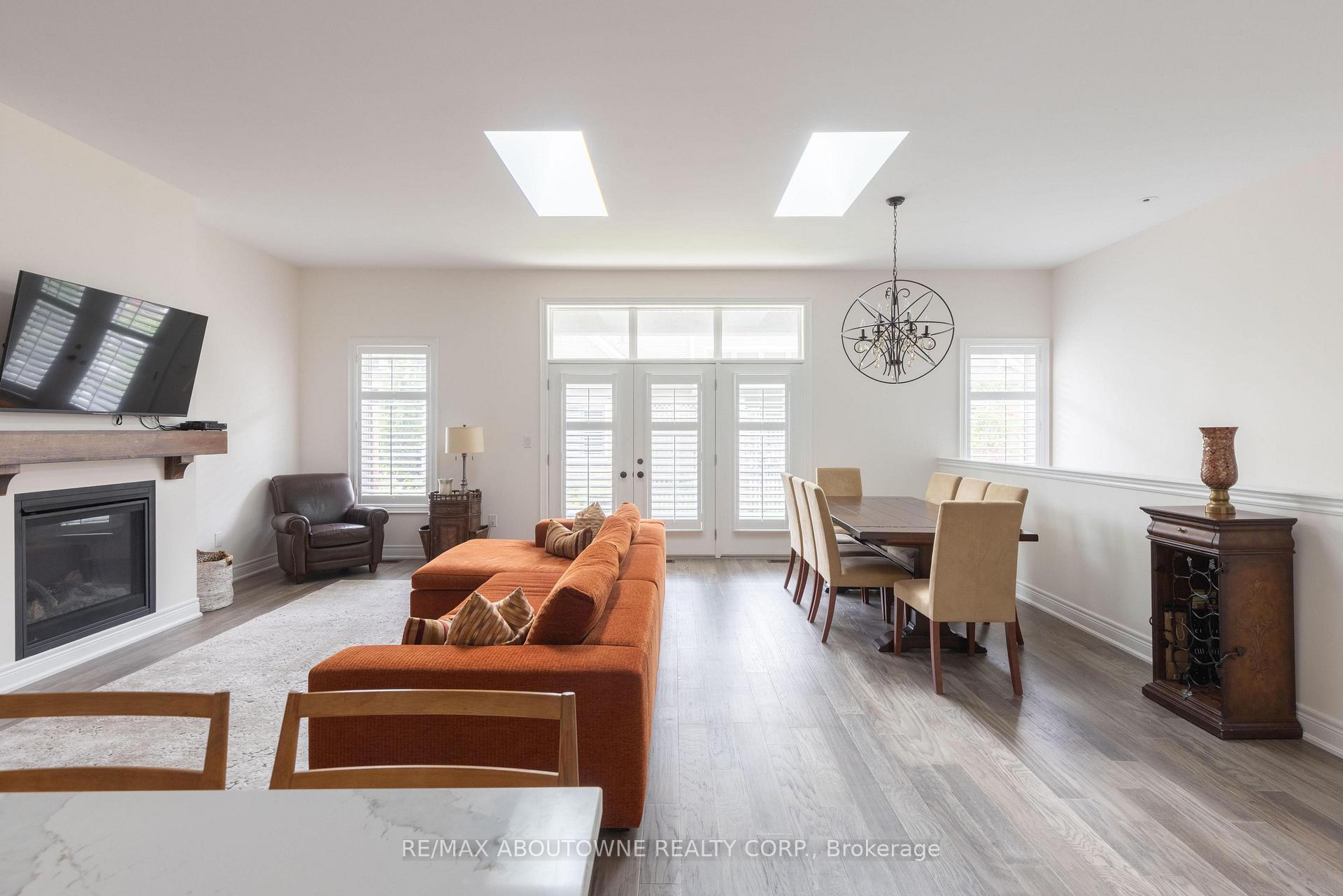 Photo 8 of 21 Sassafras Row, Fort Erie, Ridgeway — HOMEH