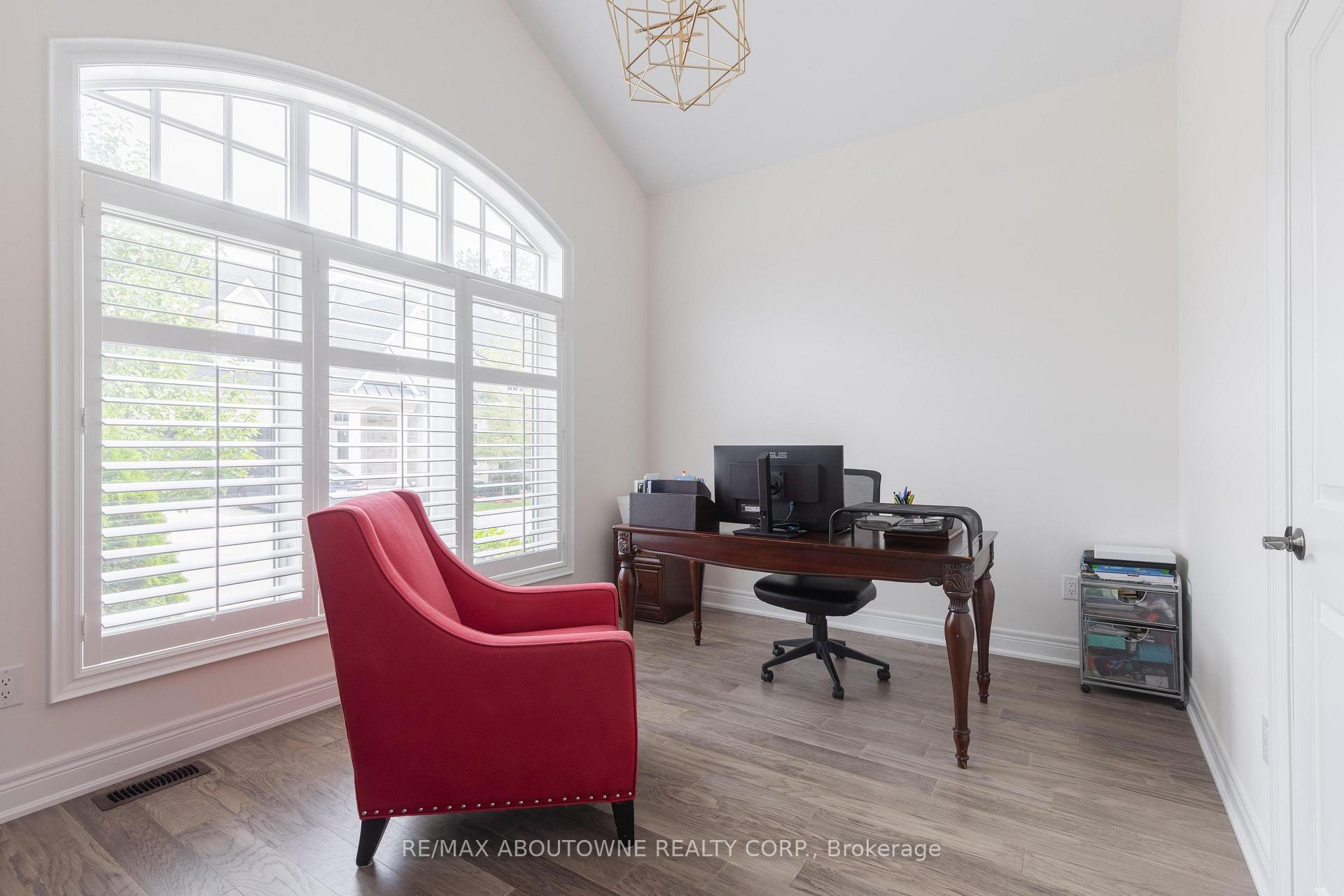 Photo 16 of 21 Sassafras Row, Fort Erie, Ridgeway — HOMEH