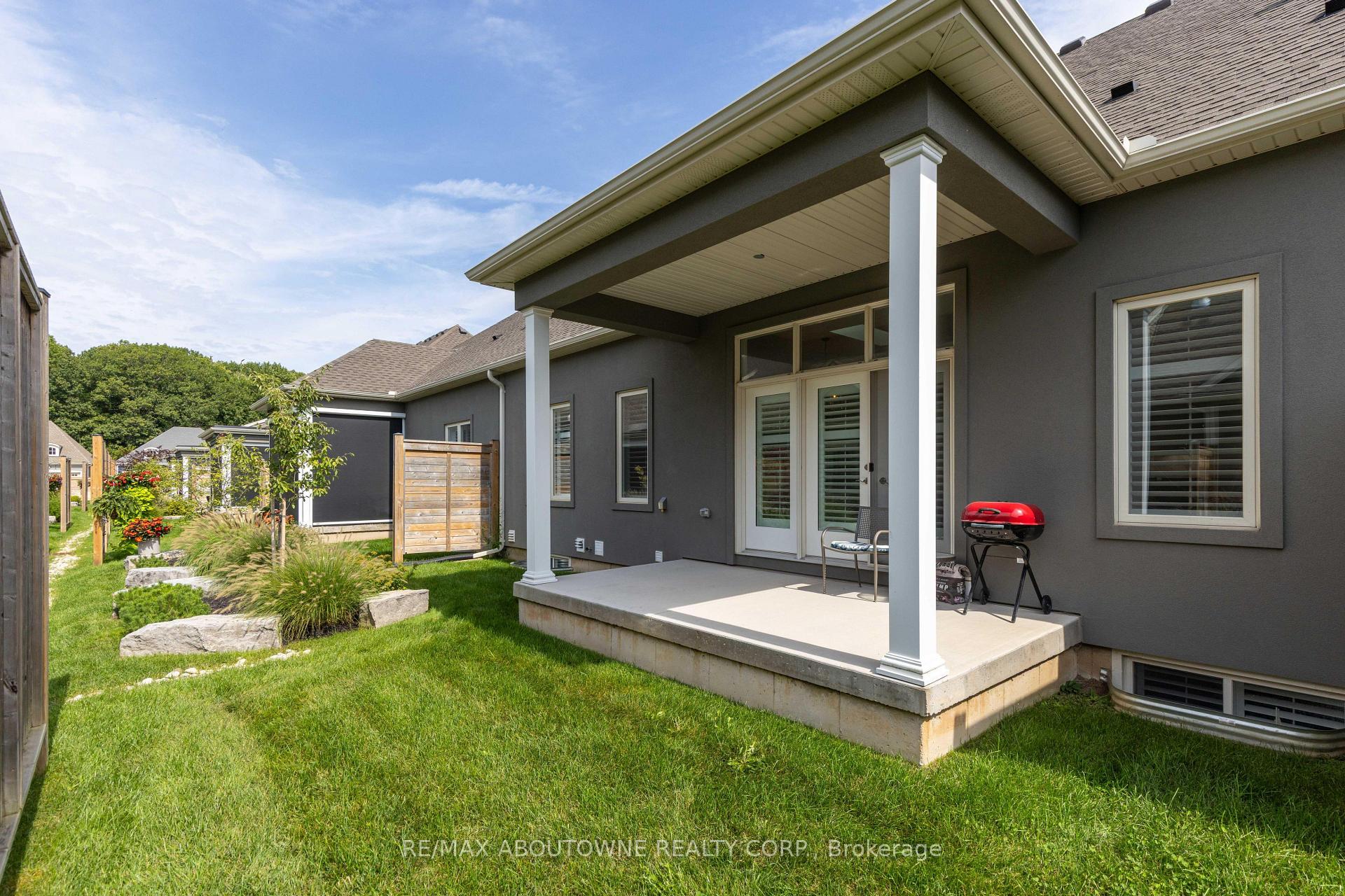 Photo 24 of 21 Sassafras Row, Fort Erie, Ridgeway — HOMEH