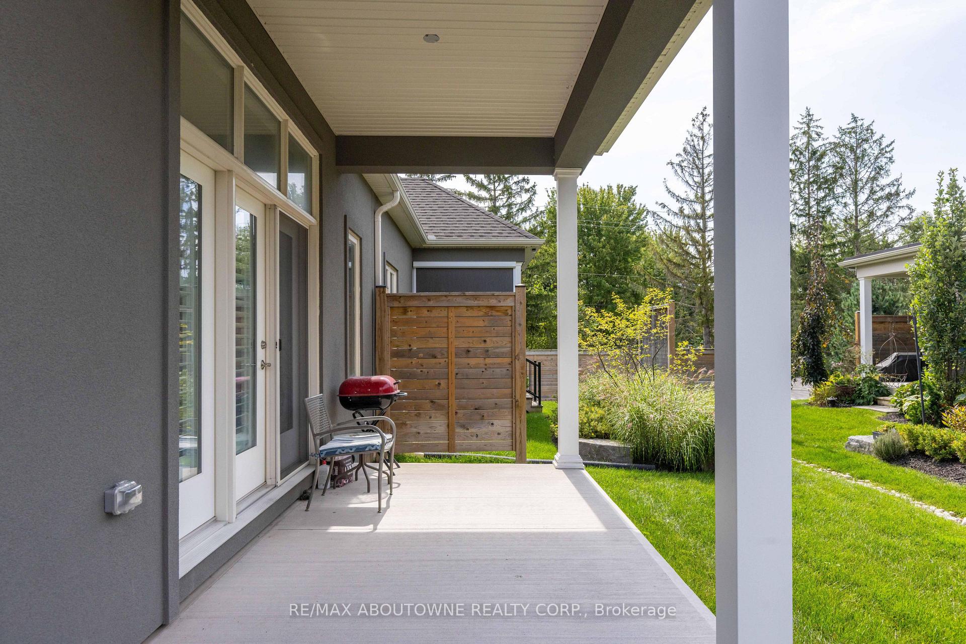 Photo 25 of 21 Sassafras Row, Fort Erie, Ridgeway — HOMEH