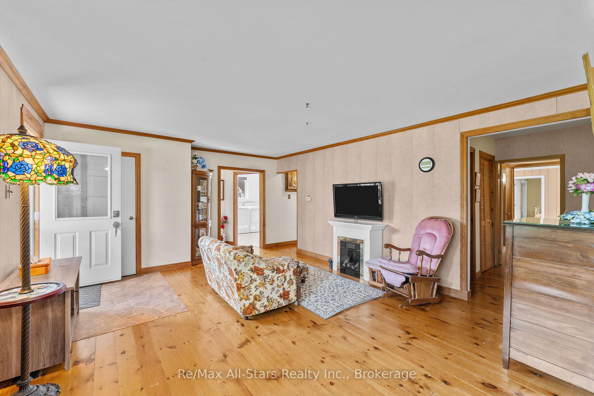 Photo 10 of 7 Lance Street, Kawartha Lakes, Bobcaygeon — HOMEH