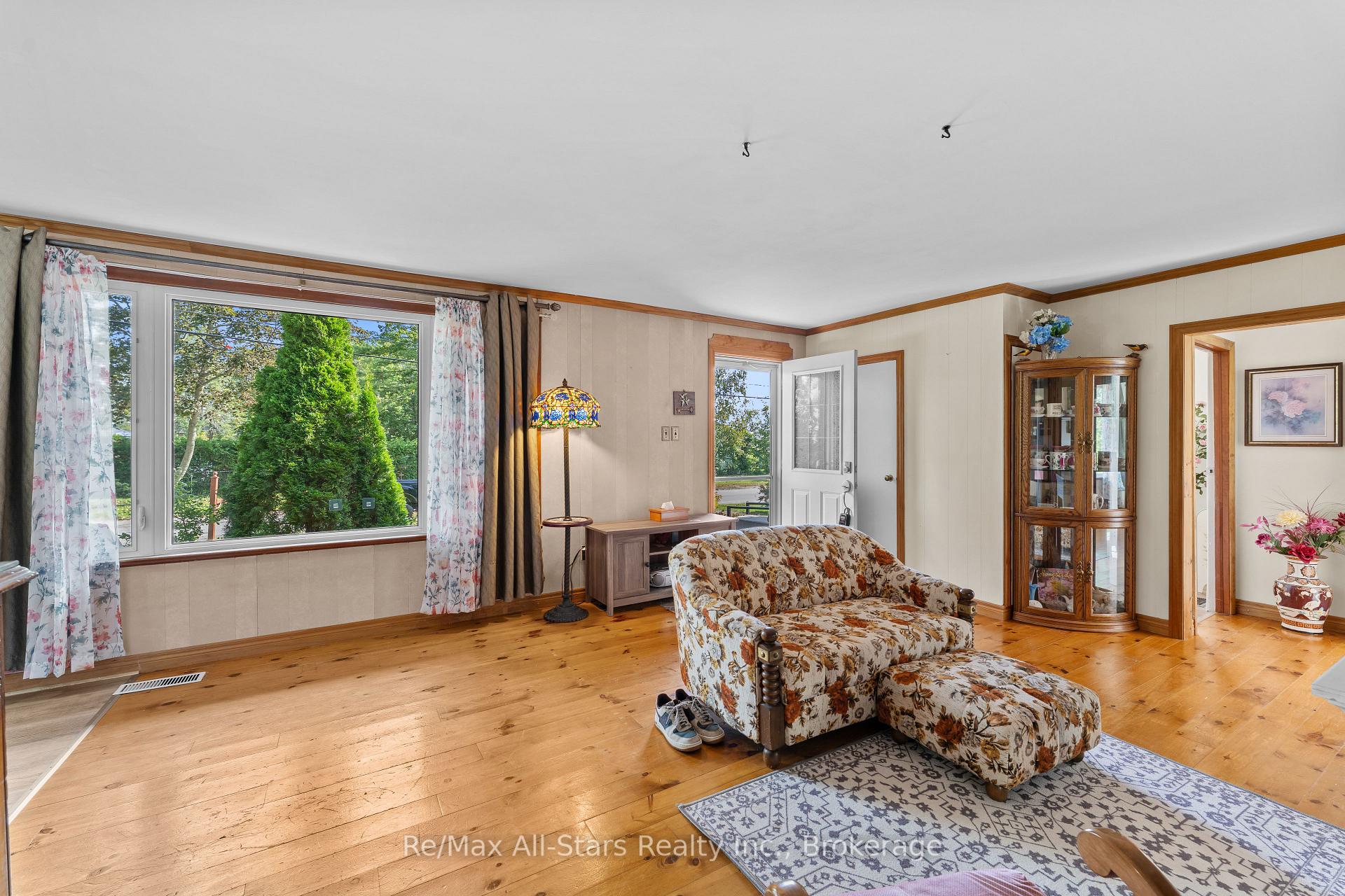 Photo 12 of 7 Lance Street, Kawartha Lakes, Bobcaygeon — HOMEH