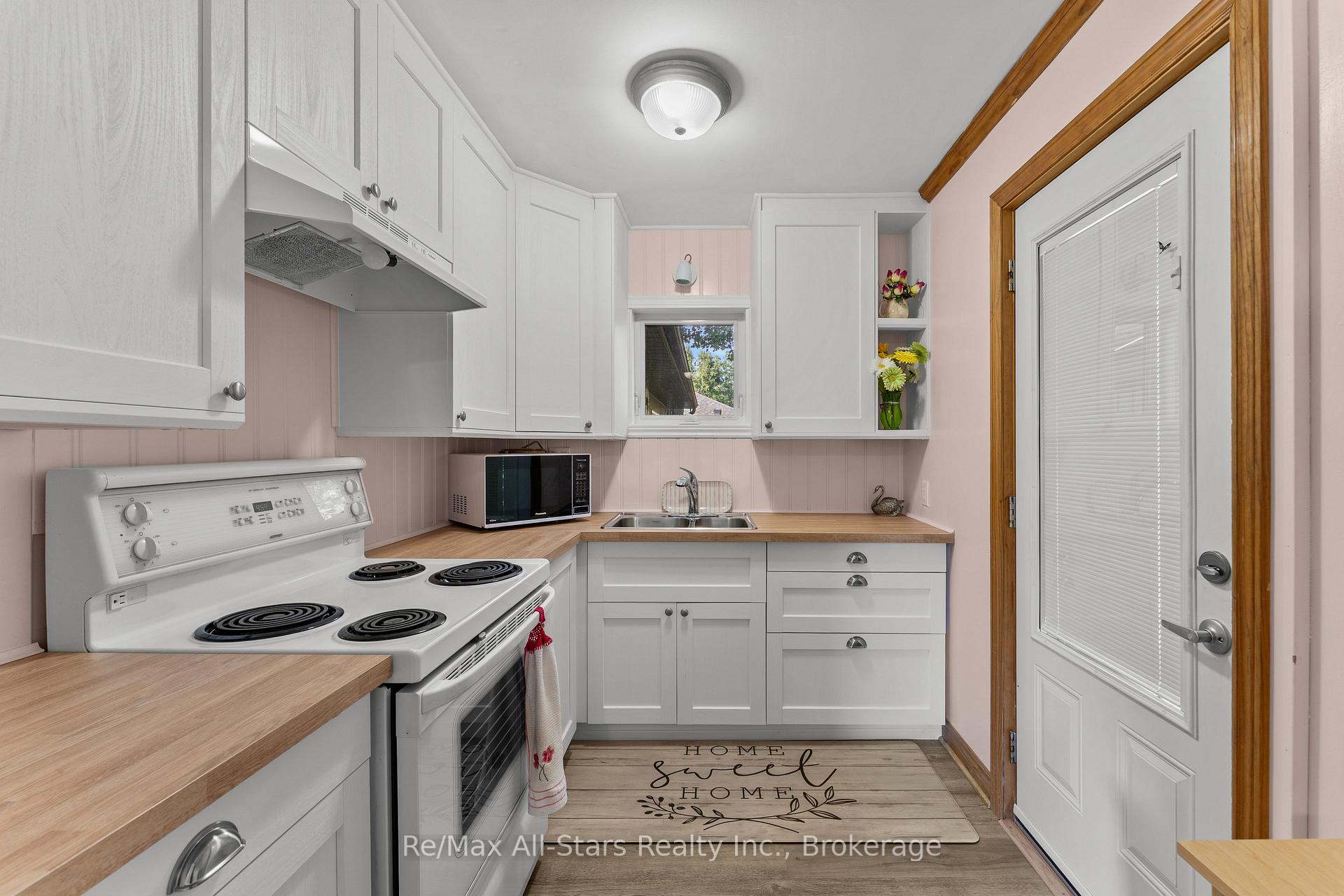 Photo 14 of 7 Lance Street, Kawartha Lakes, Bobcaygeon — HOMEH