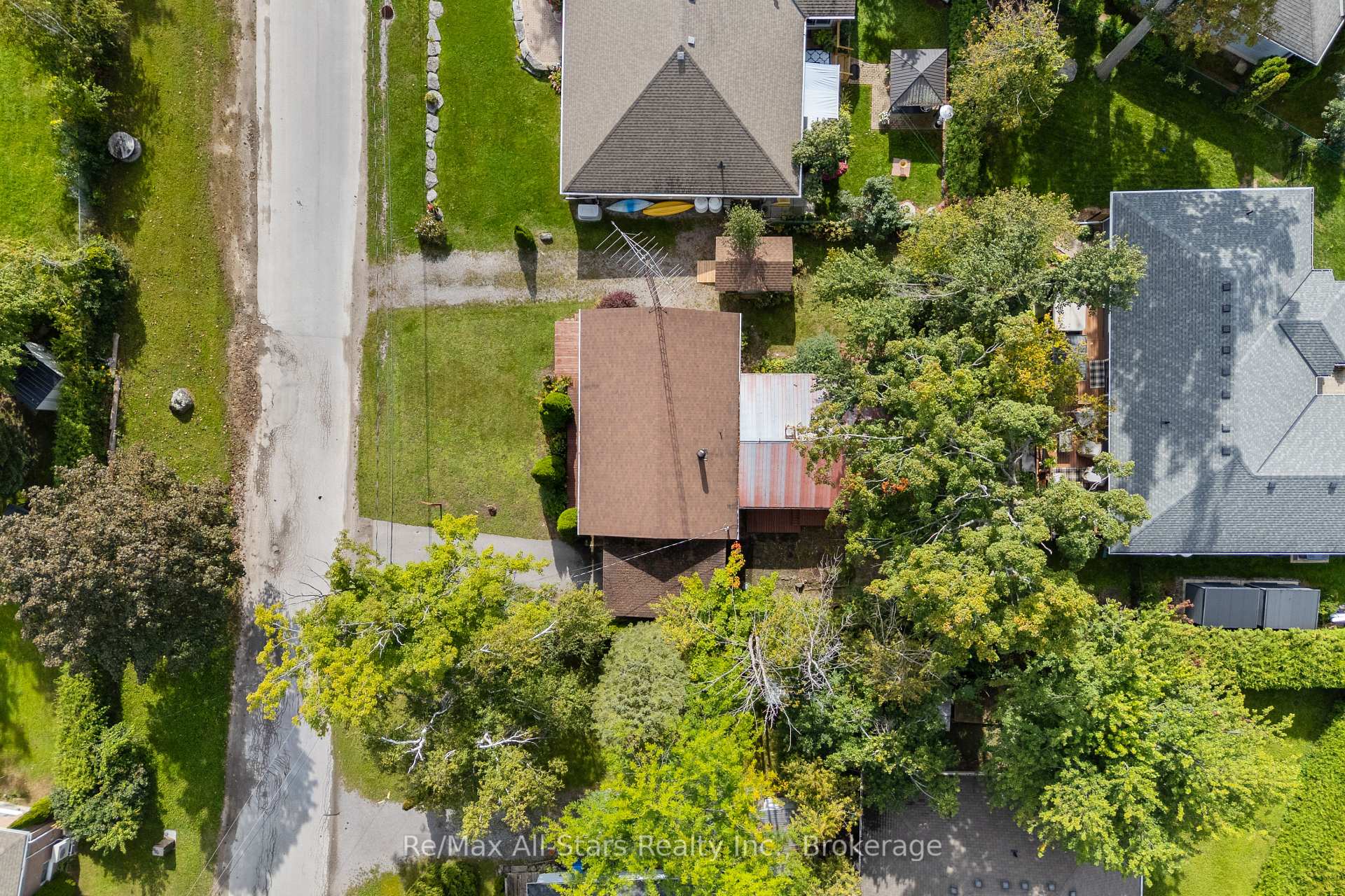 Photo 44 of 7 Lance Street, Kawartha Lakes, Bobcaygeon — HOMEH