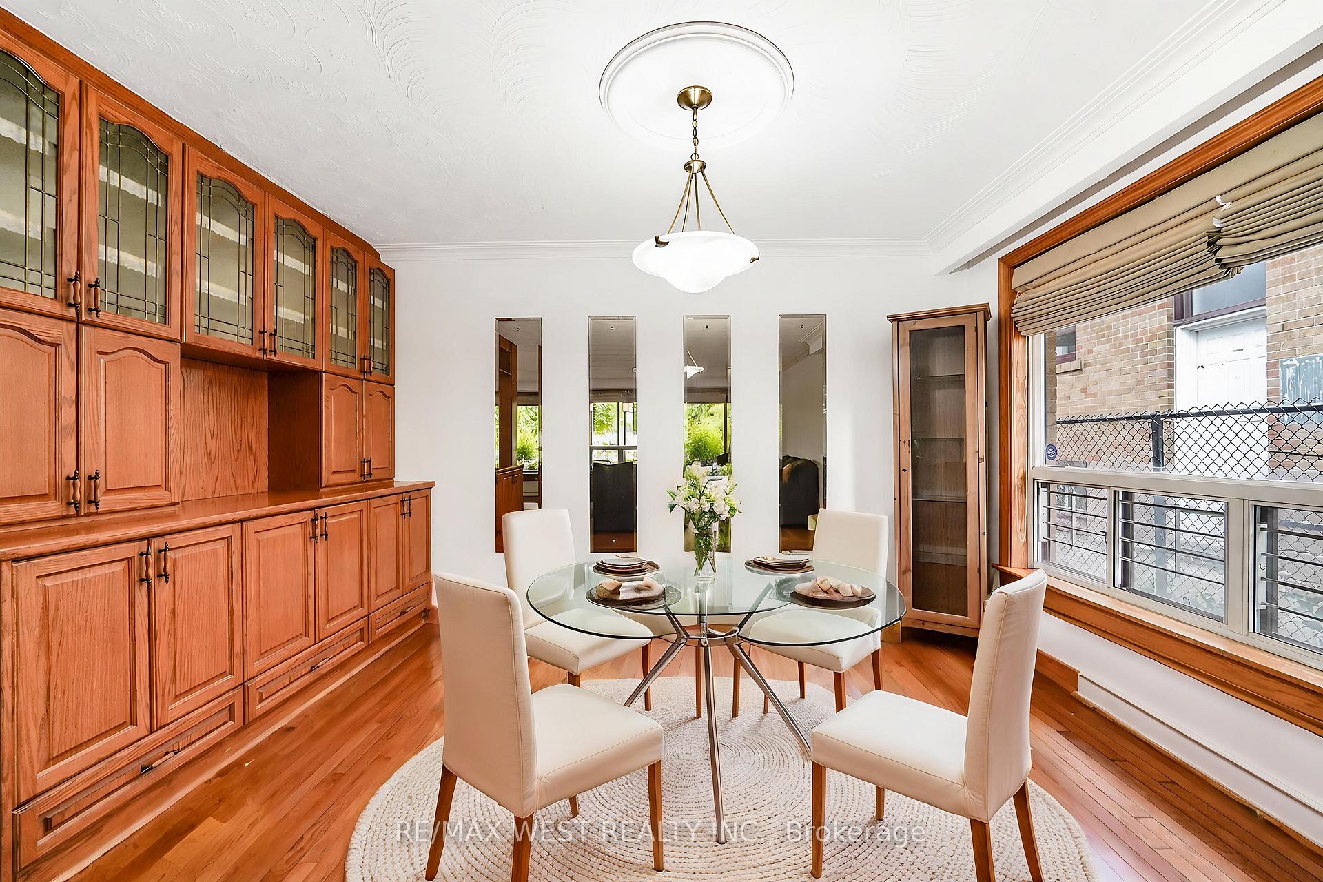 Photo 4 of 14 Model Avenue, North York, Clanton Park — HOMEH