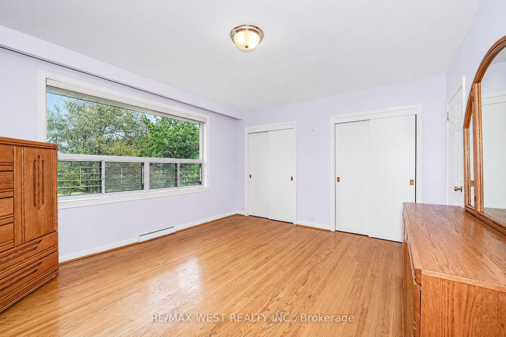 Photo 7 of 14 Model Avenue, North York, Clanton Park — HOMEH
