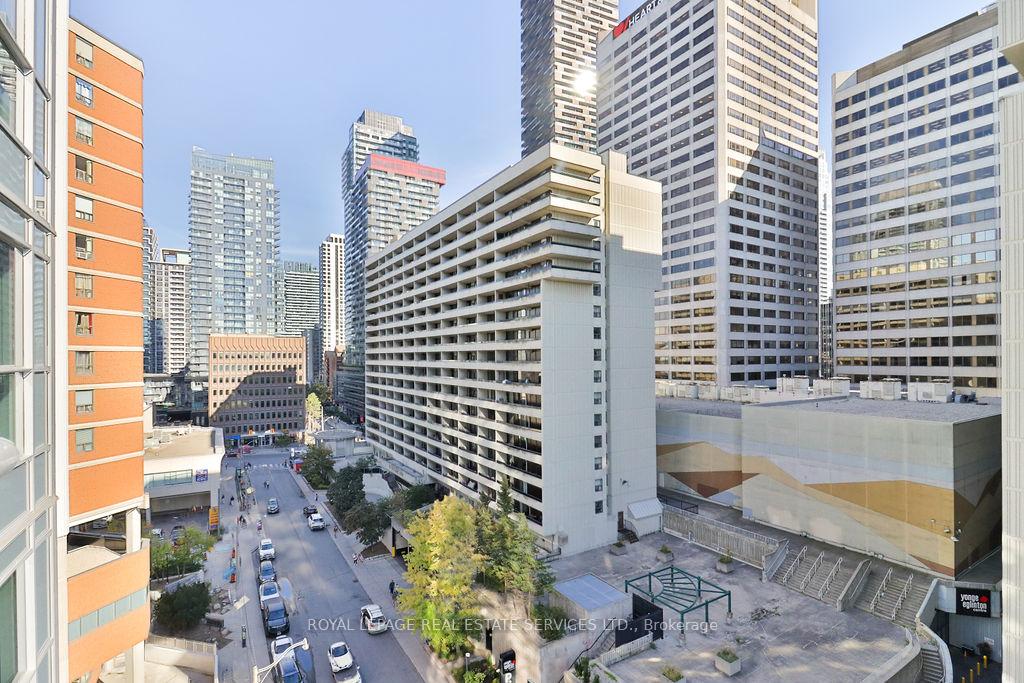 Photo 2 of Unit 908, 58 Orchard View Boulevard, Toronto, Yonge-Eglinton — HOMEH