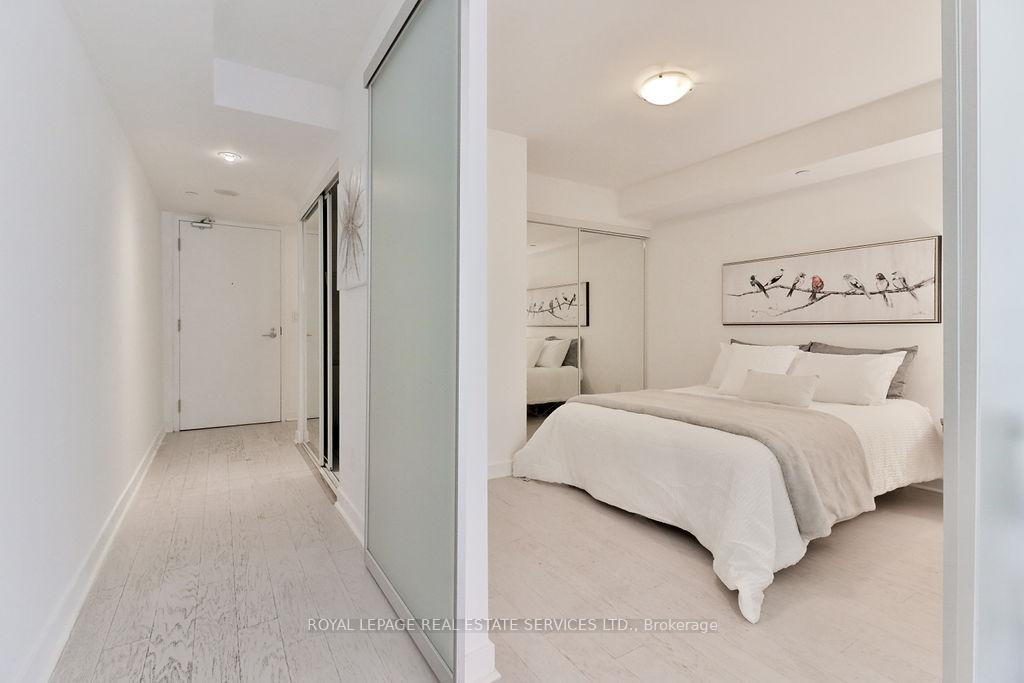 Photo 4 of Unit 908, 58 Orchard View Boulevard, Toronto, Yonge-Eglinton — HOMEH
