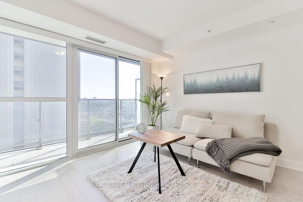 Photo 11 of Unit 908, 58 Orchard View Boulevard, Toronto, Yonge-Eglinton — HOMEH